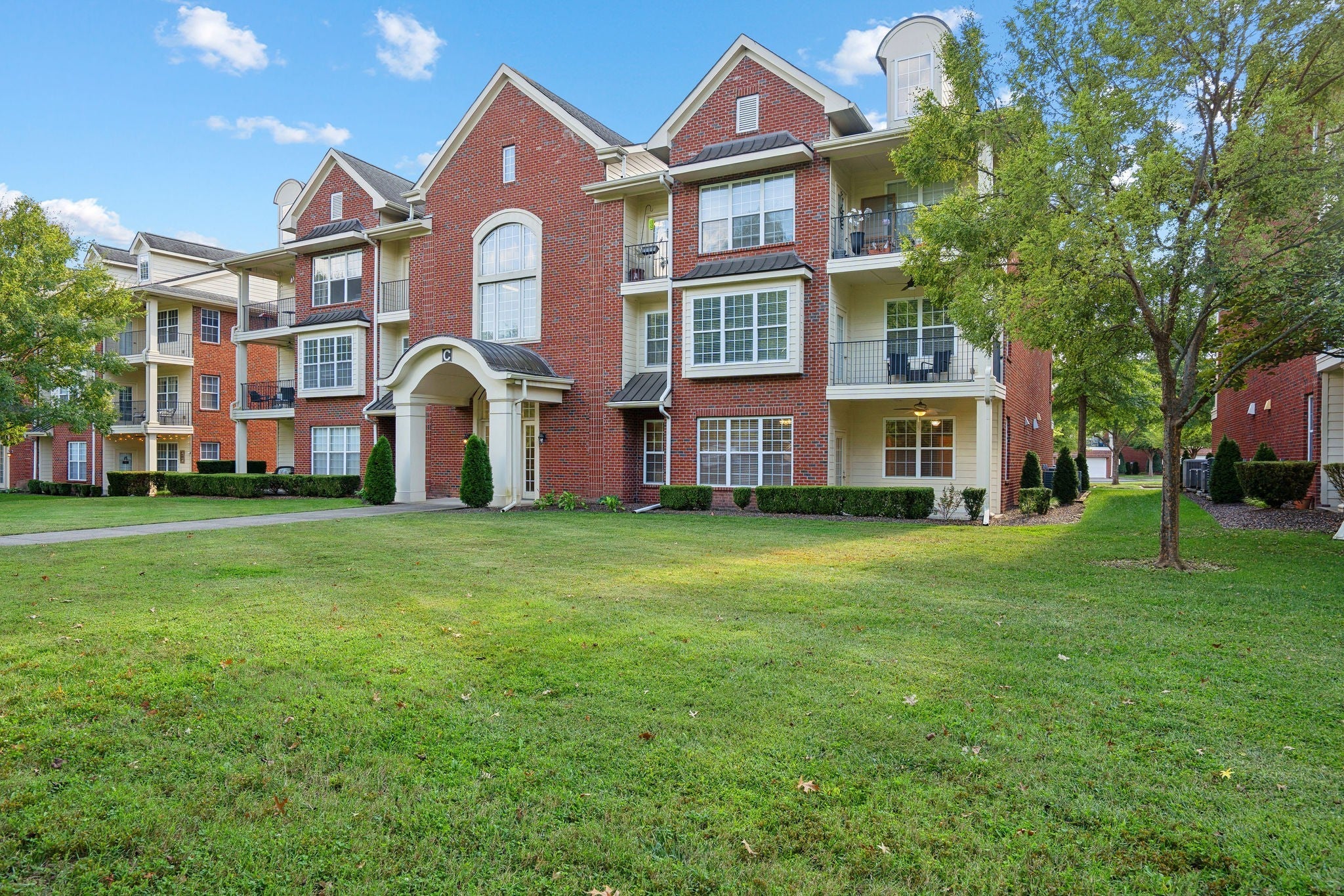 3201 Aspen Grove Dr C1 — photo