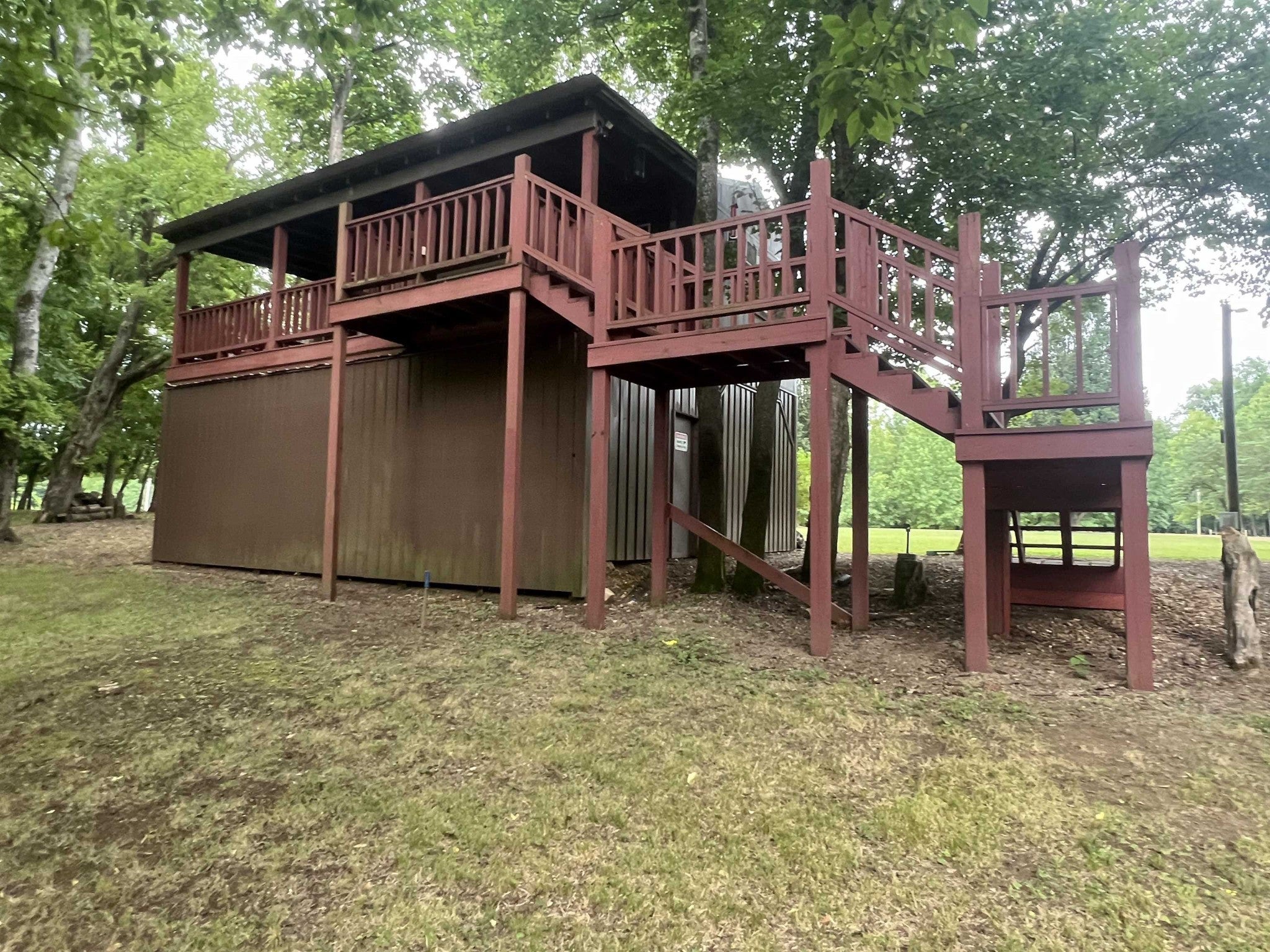 590 Towboat Ln — photo