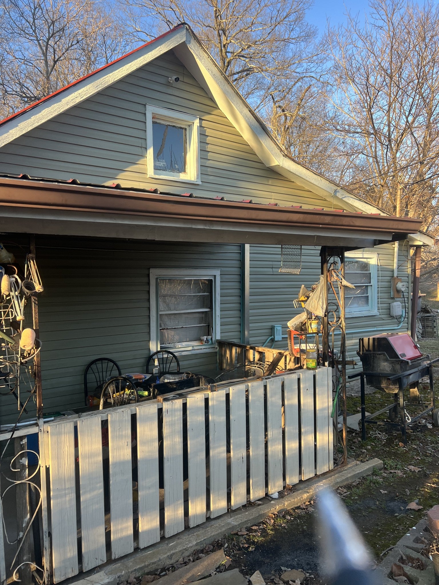 2077 Holders Cove Rd — photo