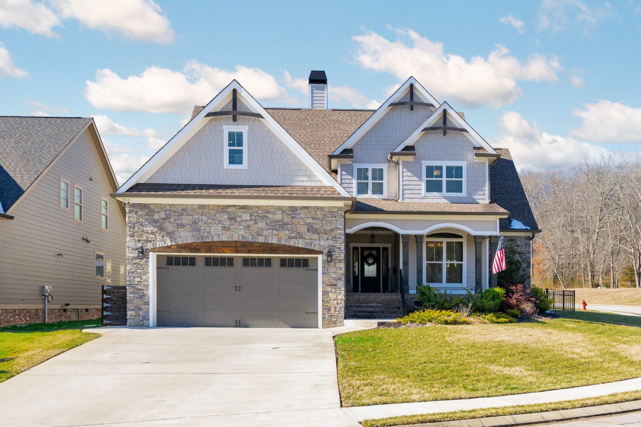 2329 Weeping Willow Dr — photo