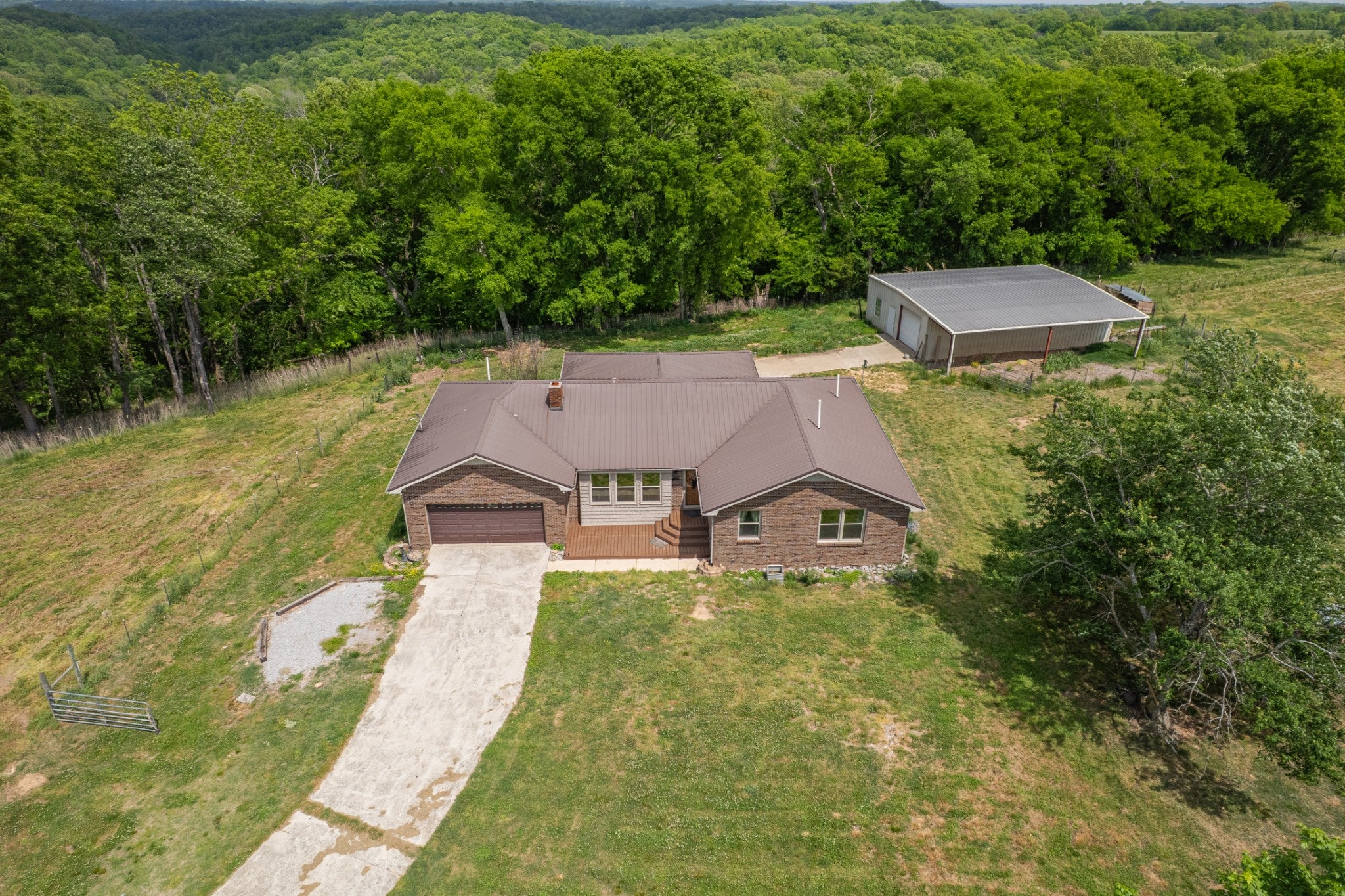 239 Henry Bayless Rd — photo