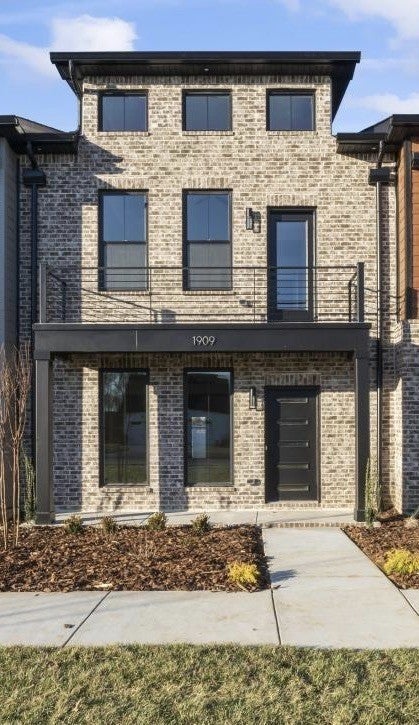 1909 Judson Johns Ct — photo