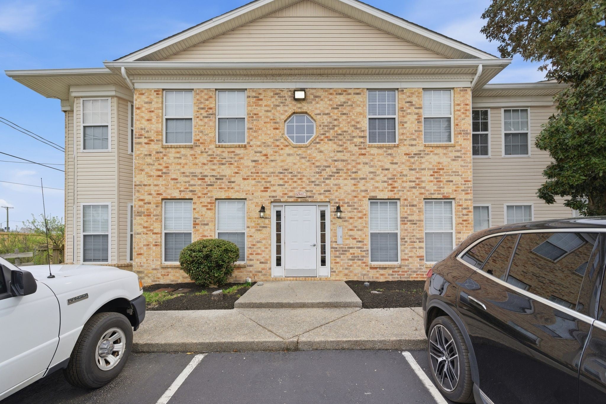 609 Churchill Crossing — photo
