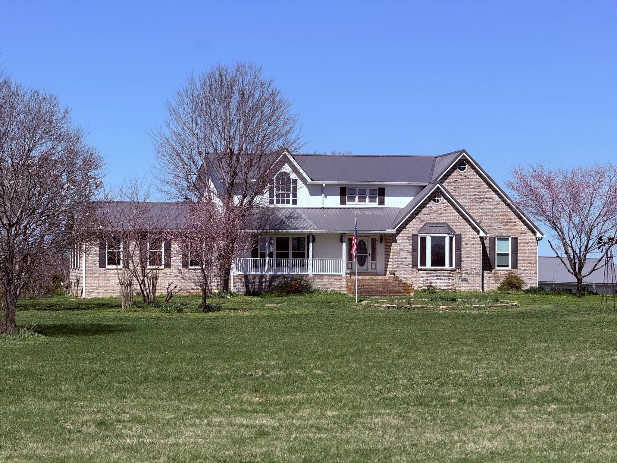 1585 Jones Creek Rd — photo
