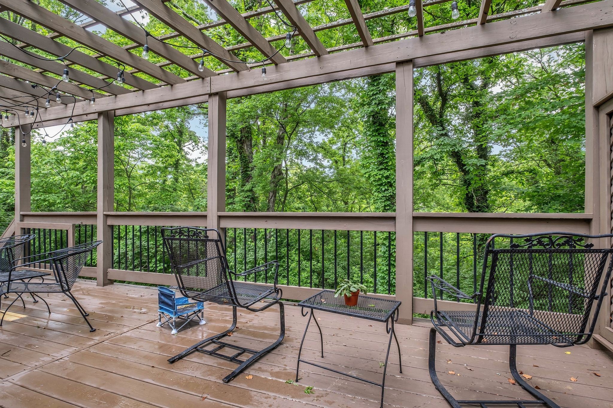 1008 Downey Dr — photo