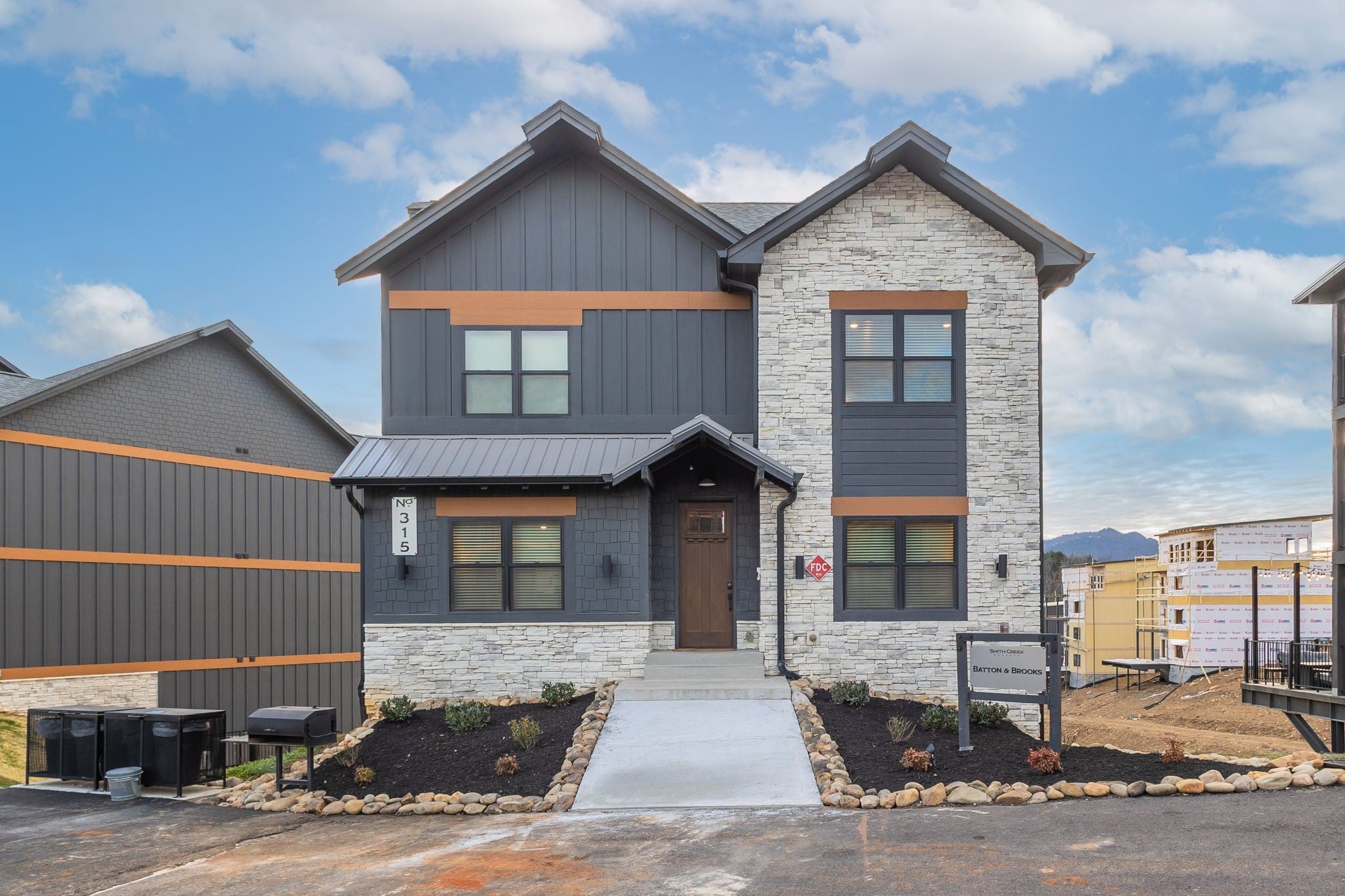 315 Rambling Creek Way — photo
