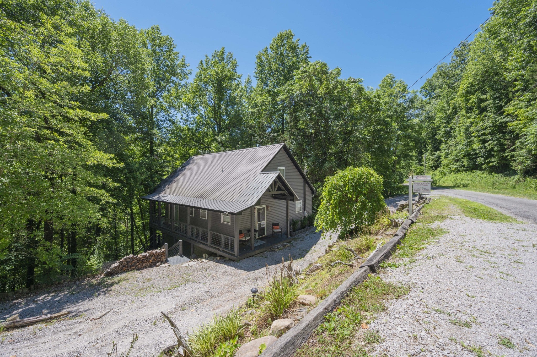 1337 Lakeside Dr — photo