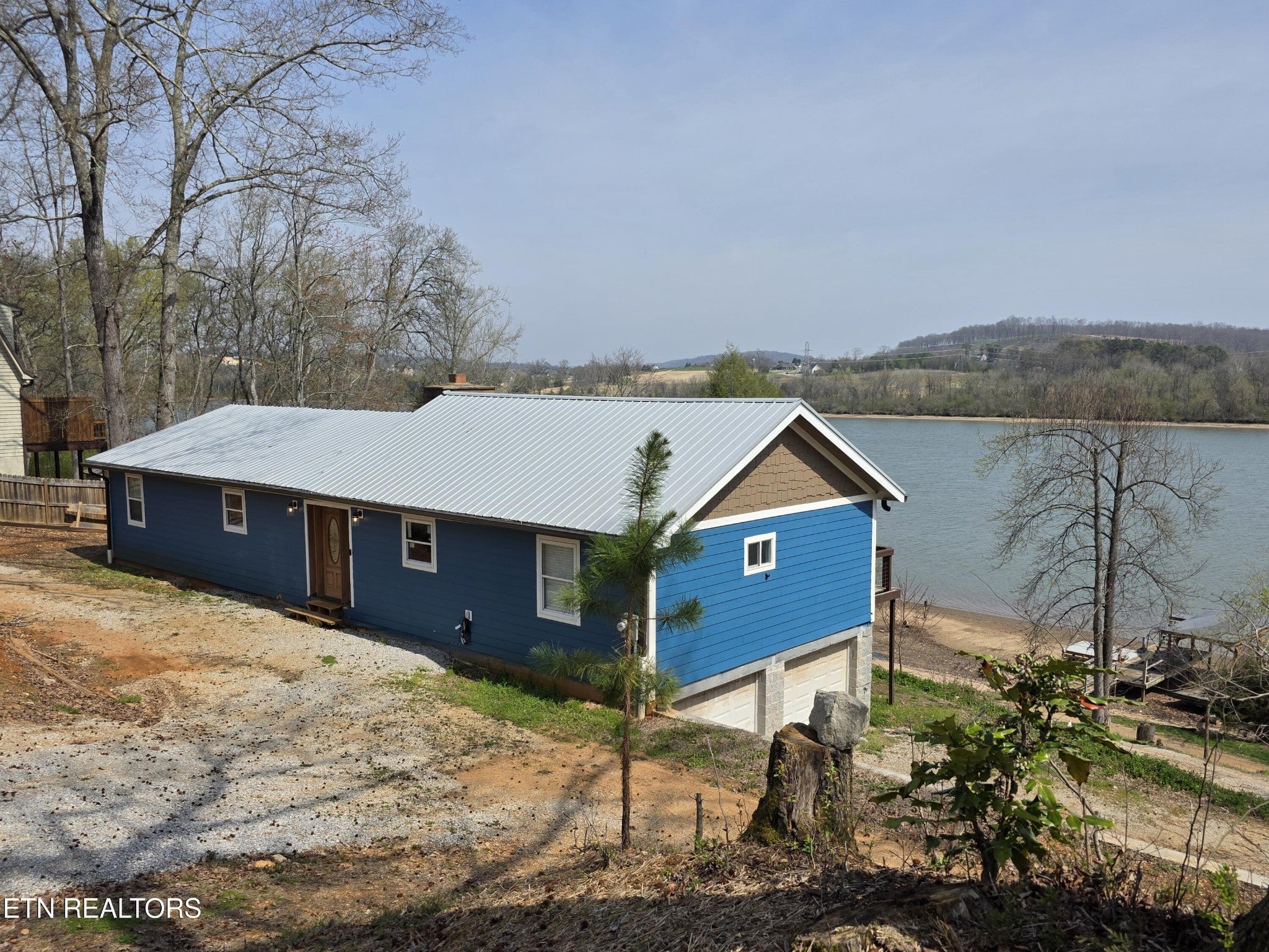 269 Lakeshore Vista Drive — photo