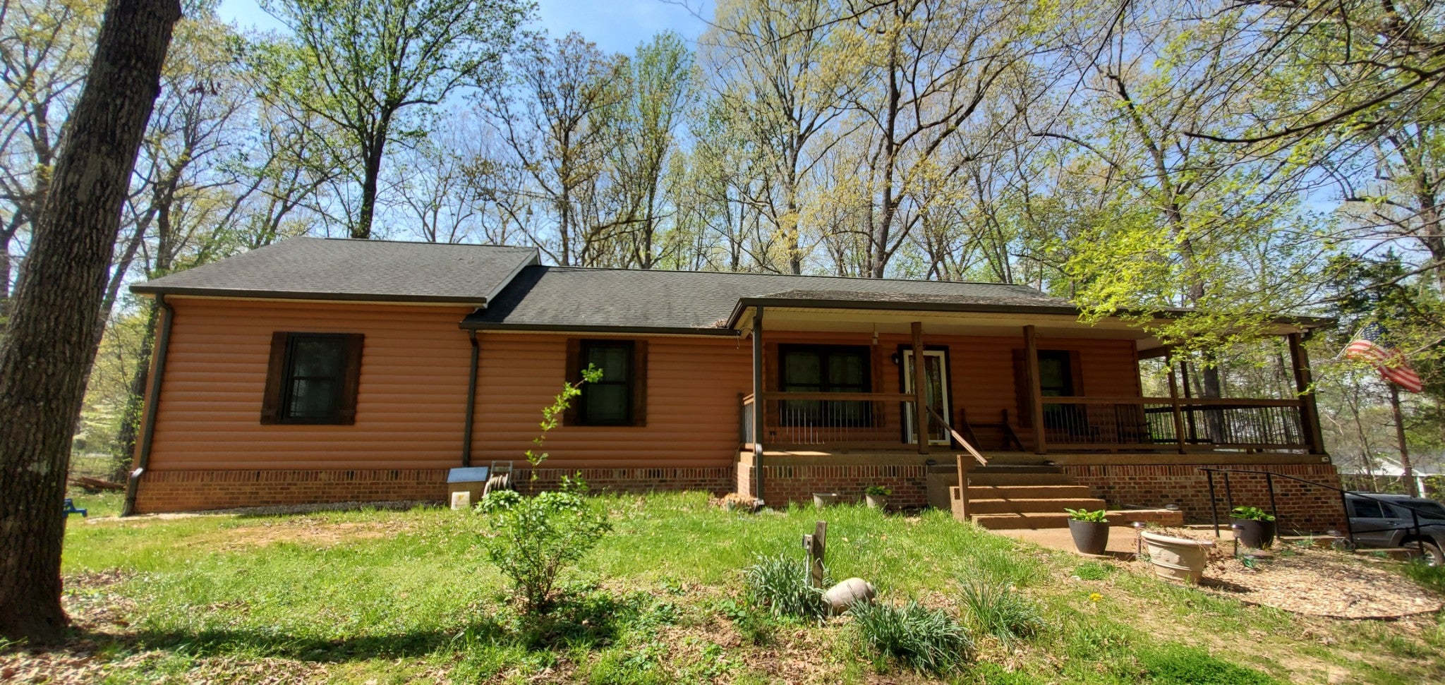 1109 Ellis Ct — photo