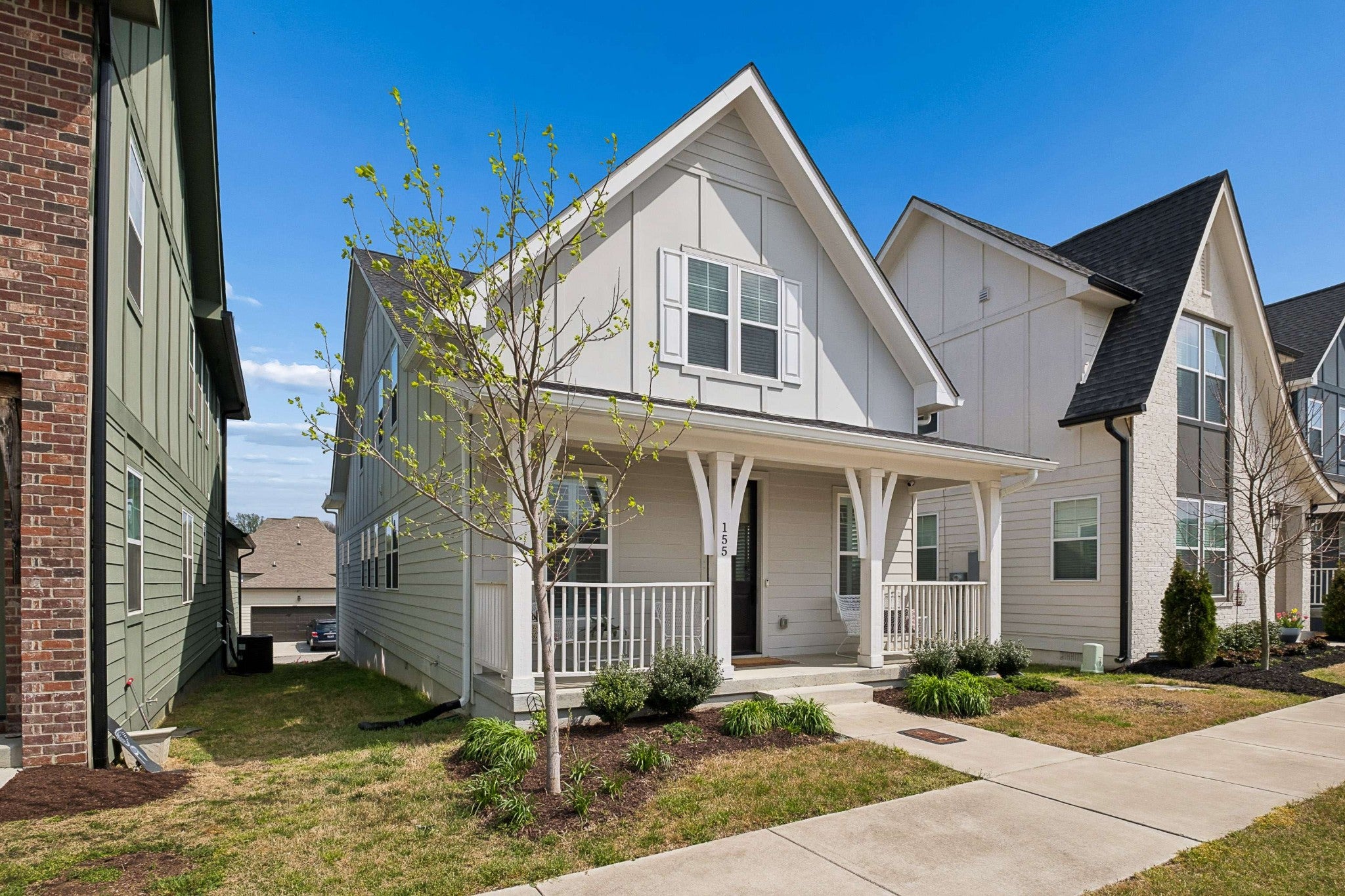 155 Oasis Dr — photo