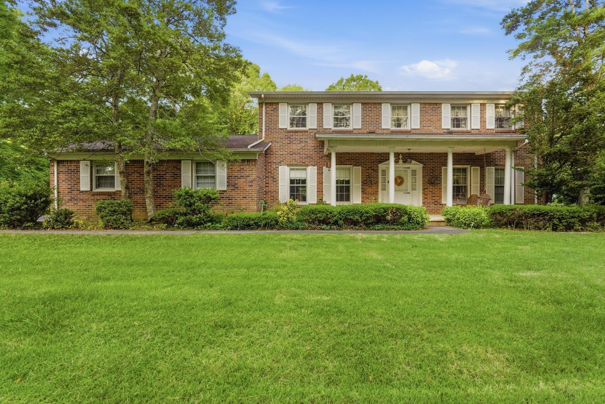 99 Hilltop Ln — photo