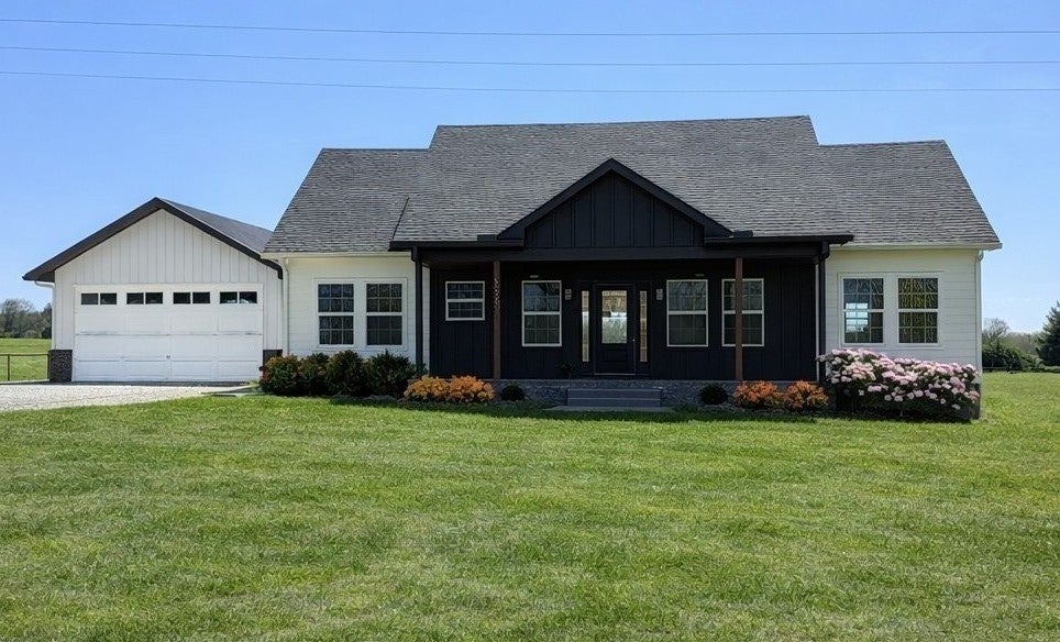 156 Collins River Dr — photo