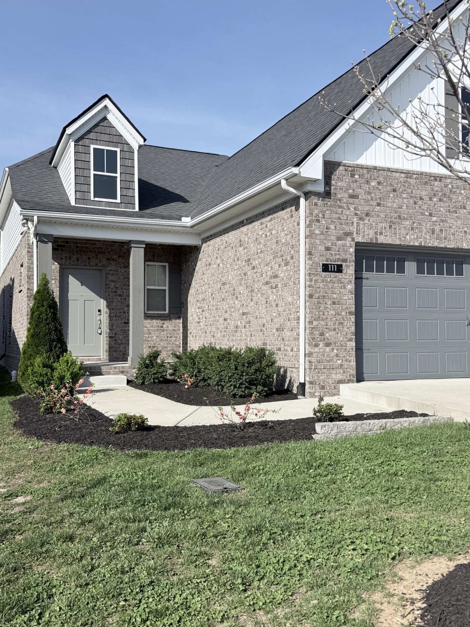 111 Weller Ln — photo