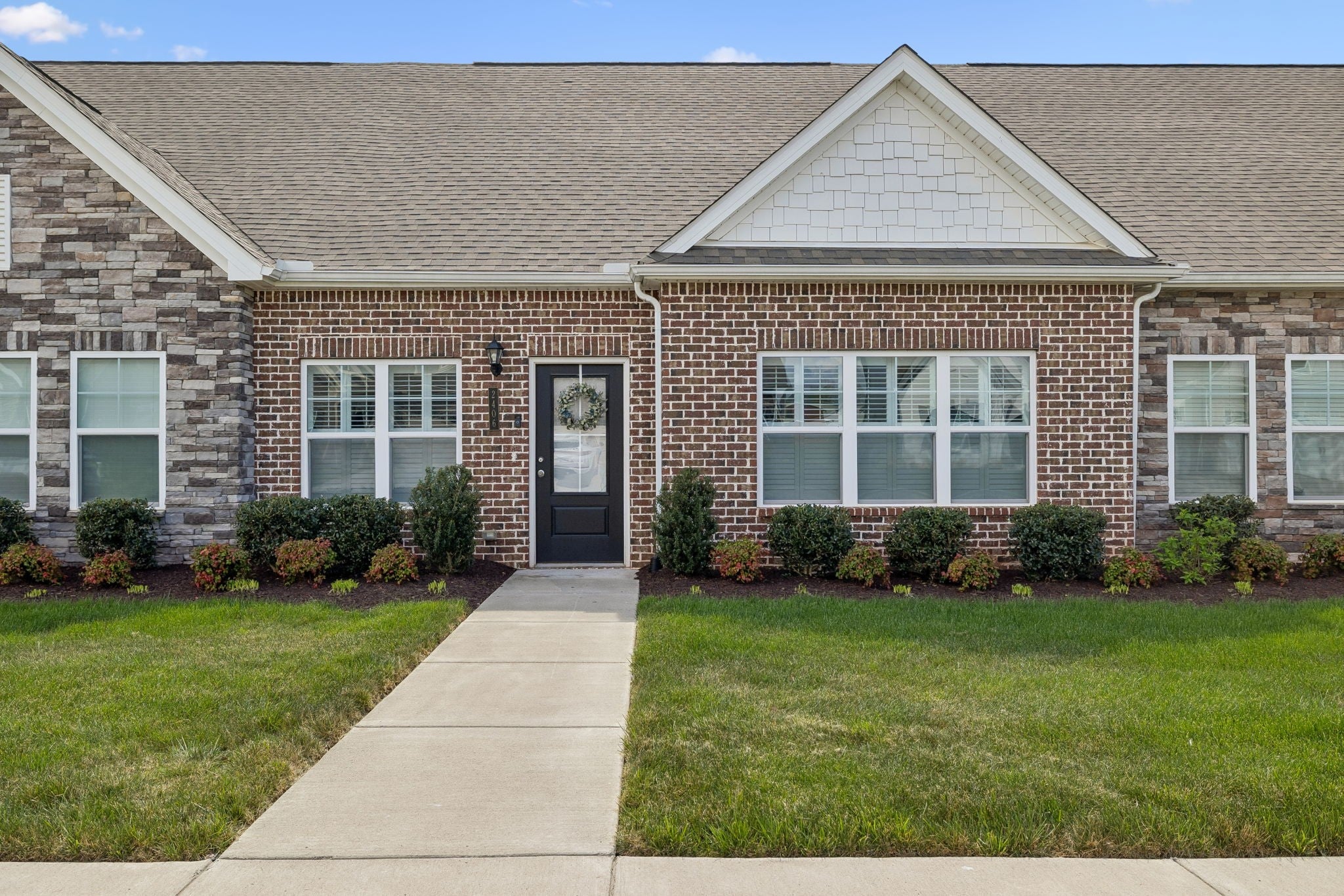 2406 Laurelstone Dr — photo