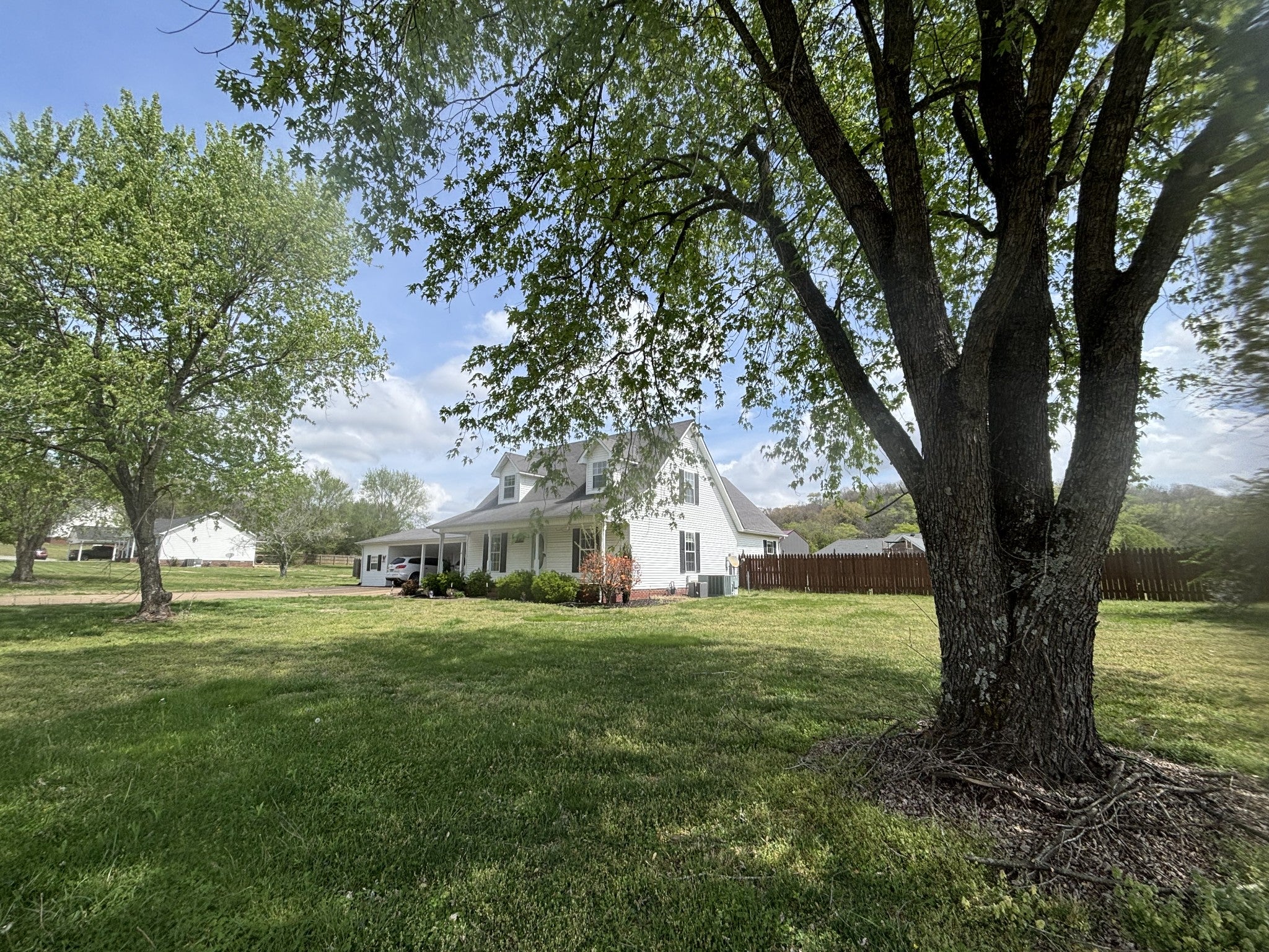 204 Alex Dr — photo