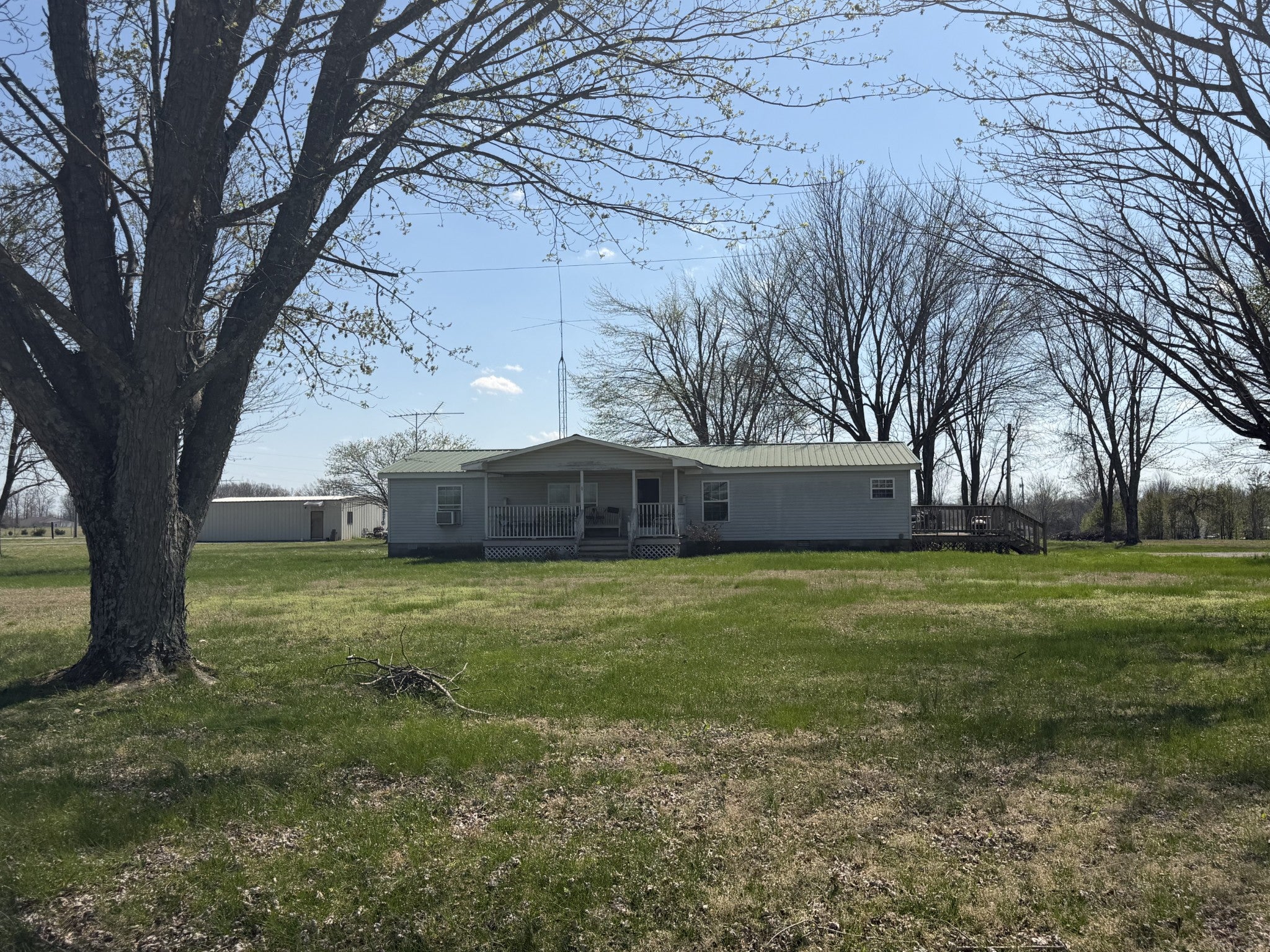 5343 King Robert Ln — photo
