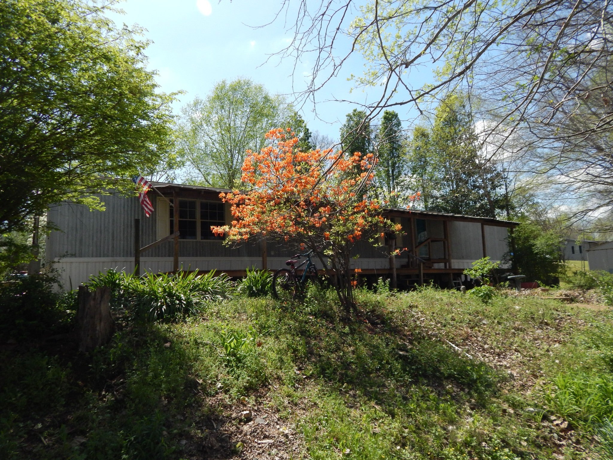 999 Kilburn Hollow Rd — photo