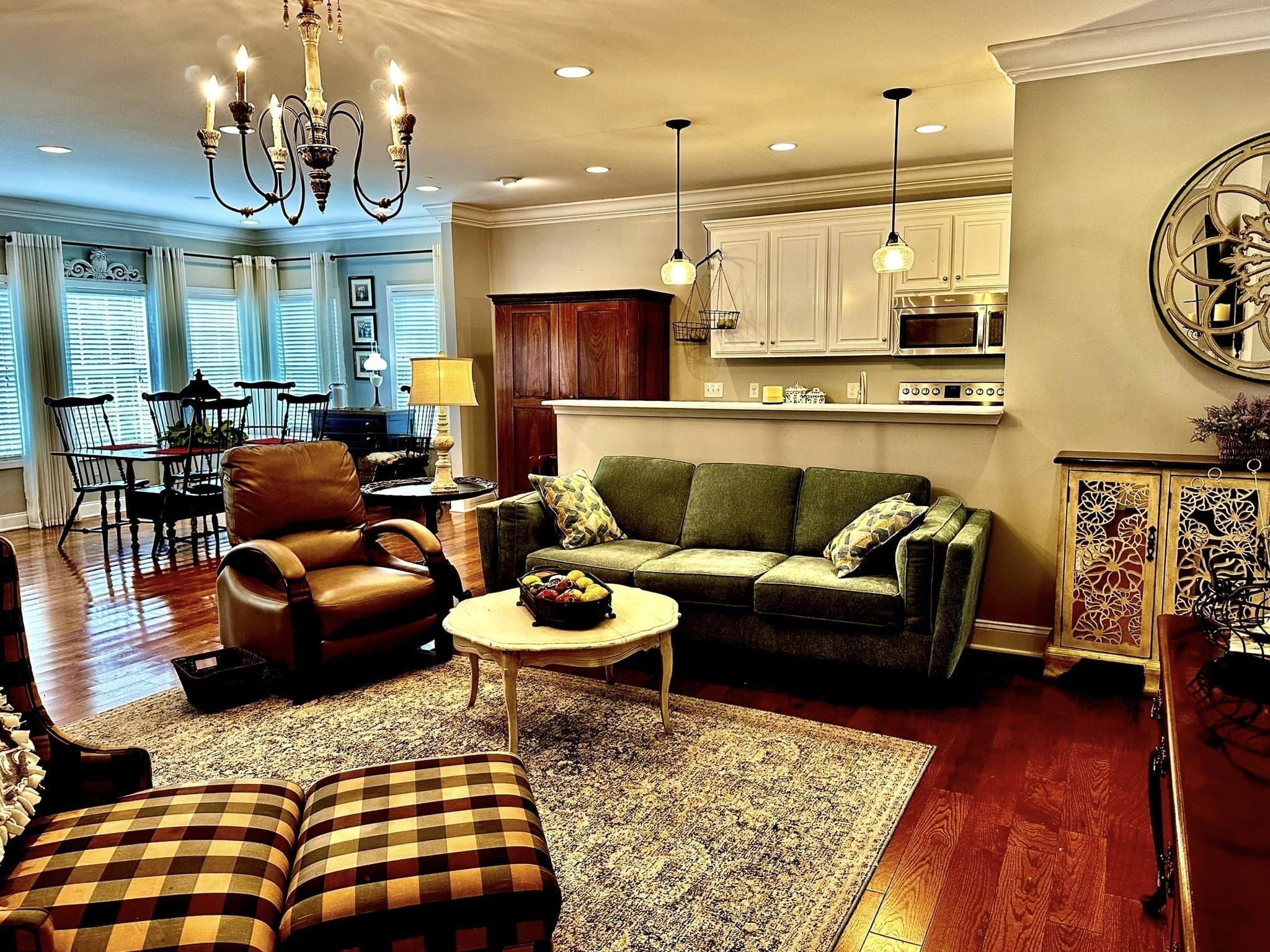 1605 S Cannon Blvd E 201 — photo