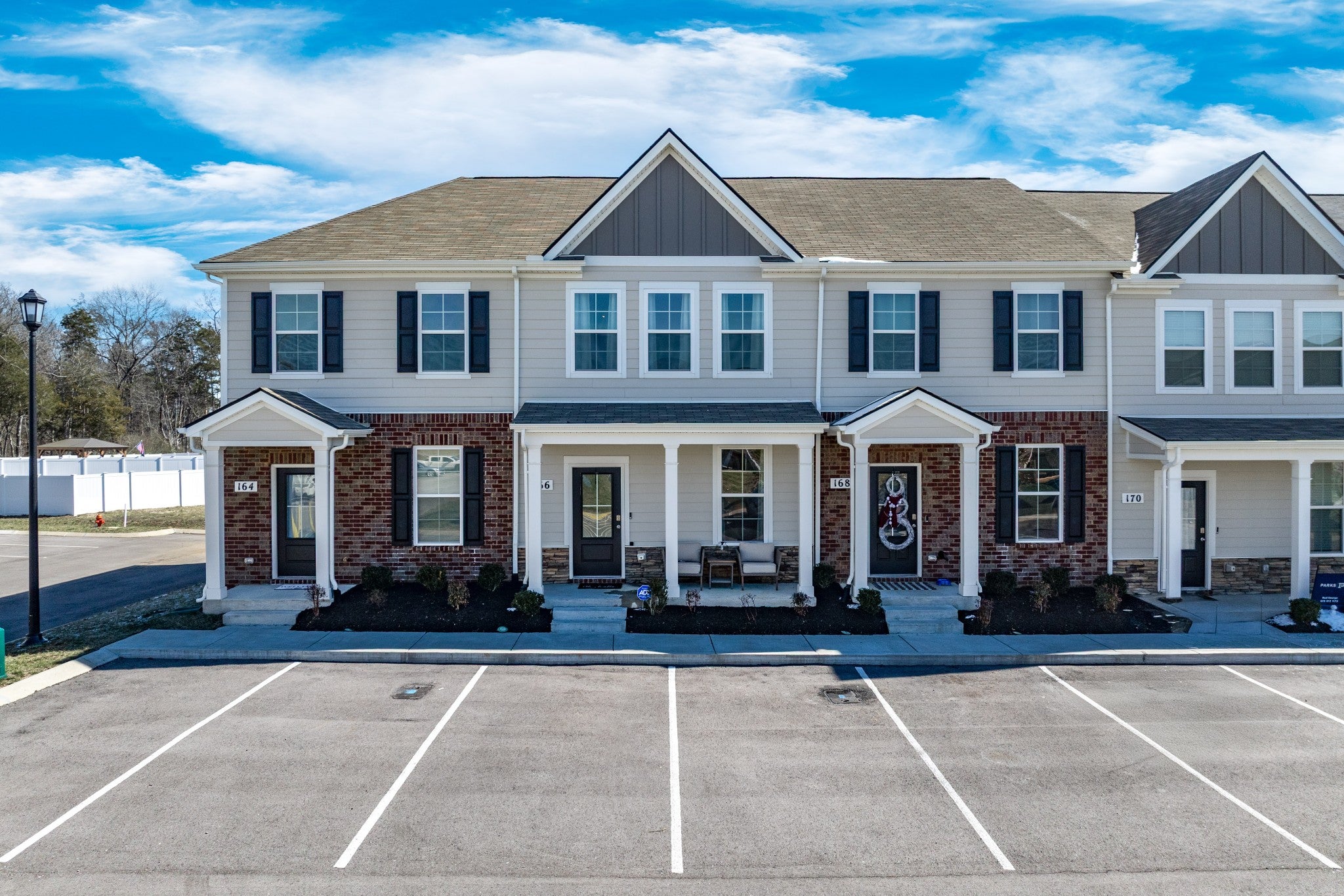 166 Grayson Cir — photo