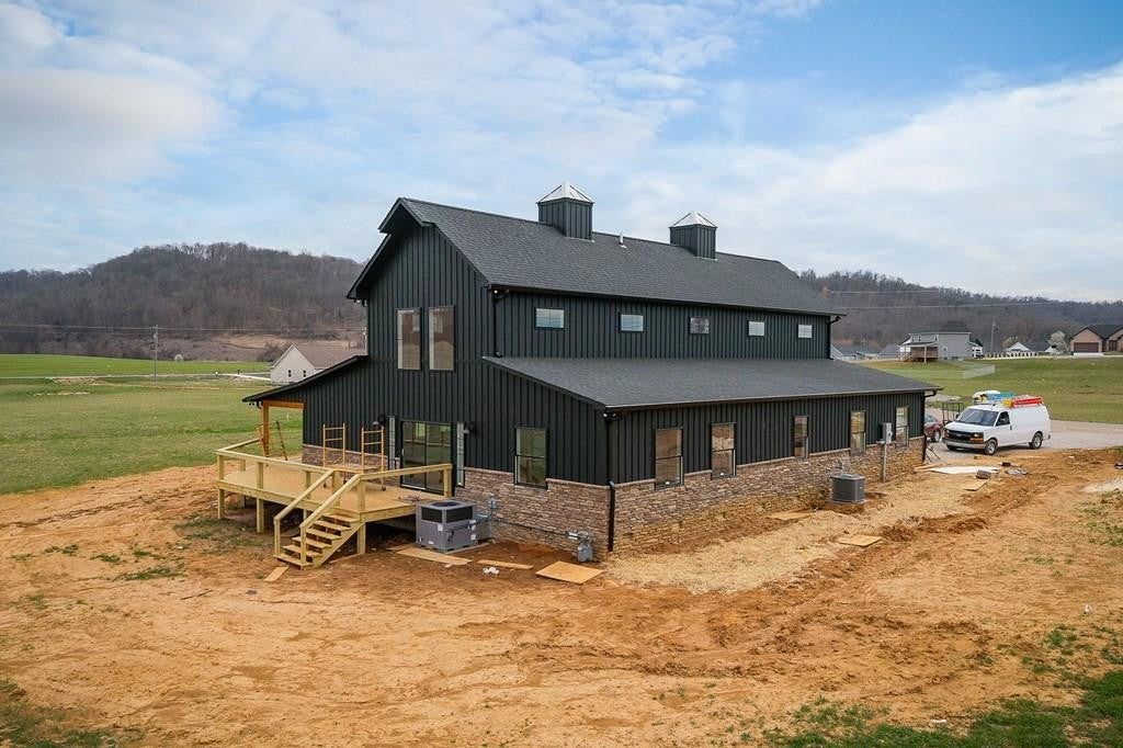 123 Cattlemans Dr — photo