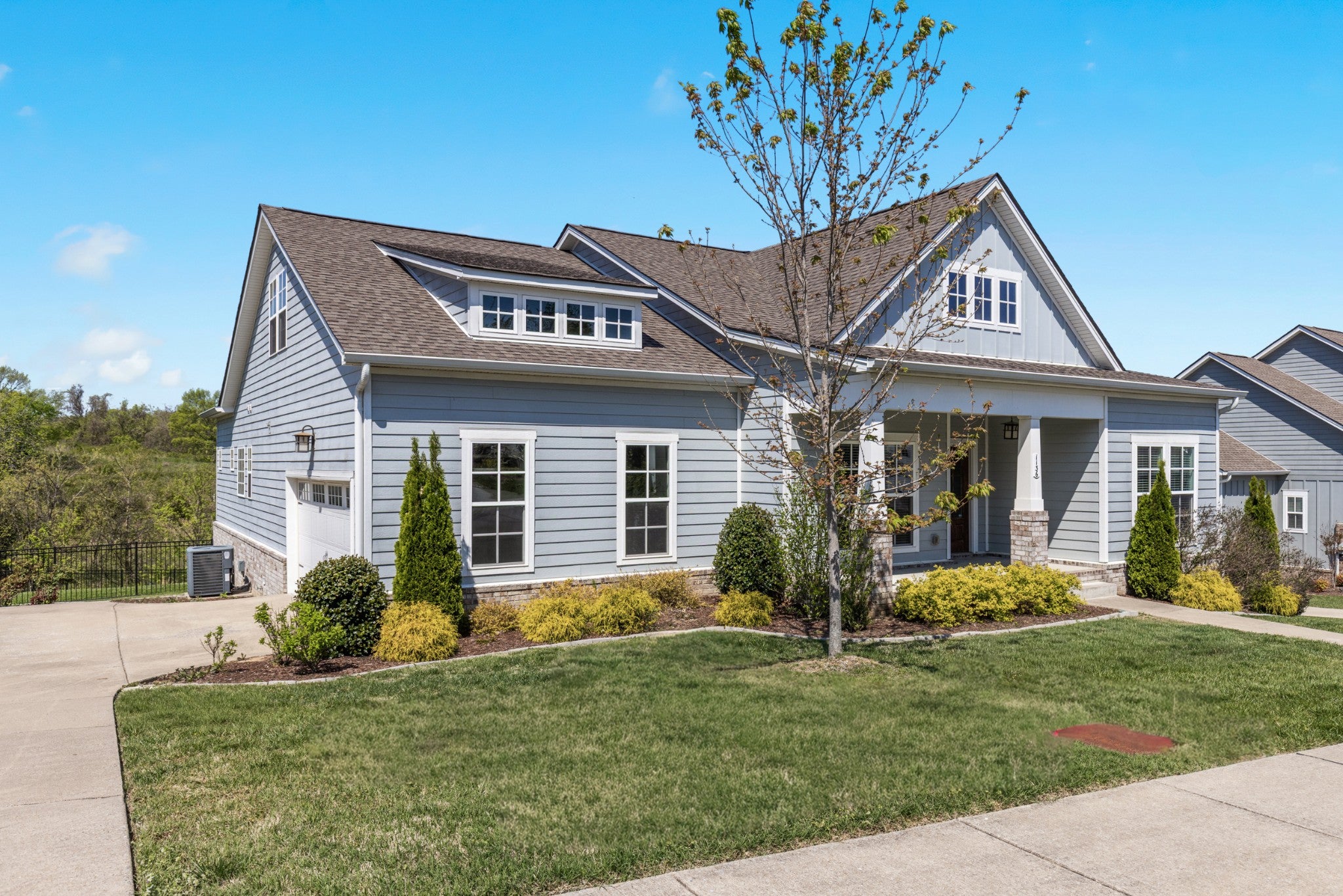 1136 Princeton Hills Dr — photo
