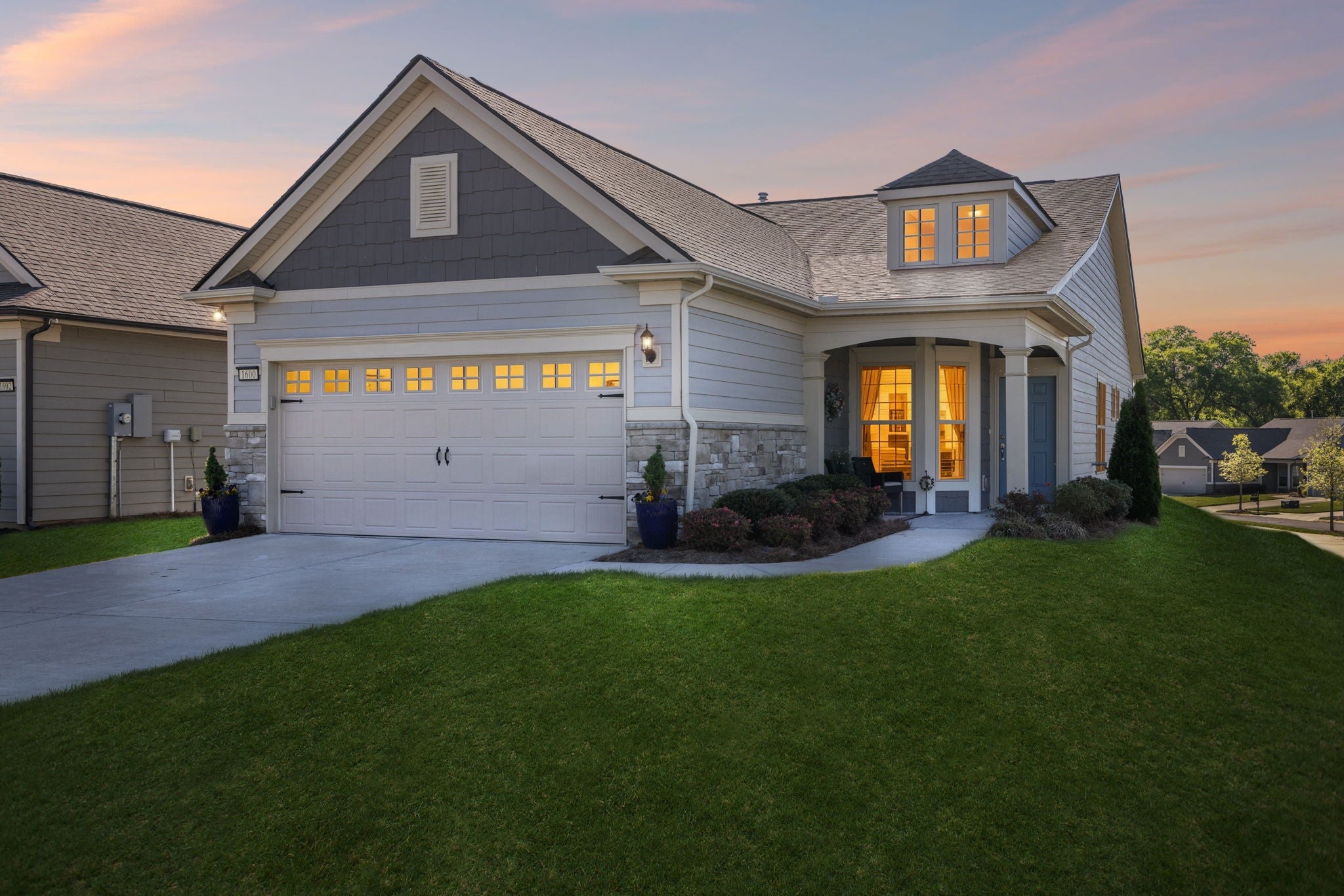 1600 Grainger Spgs — photo