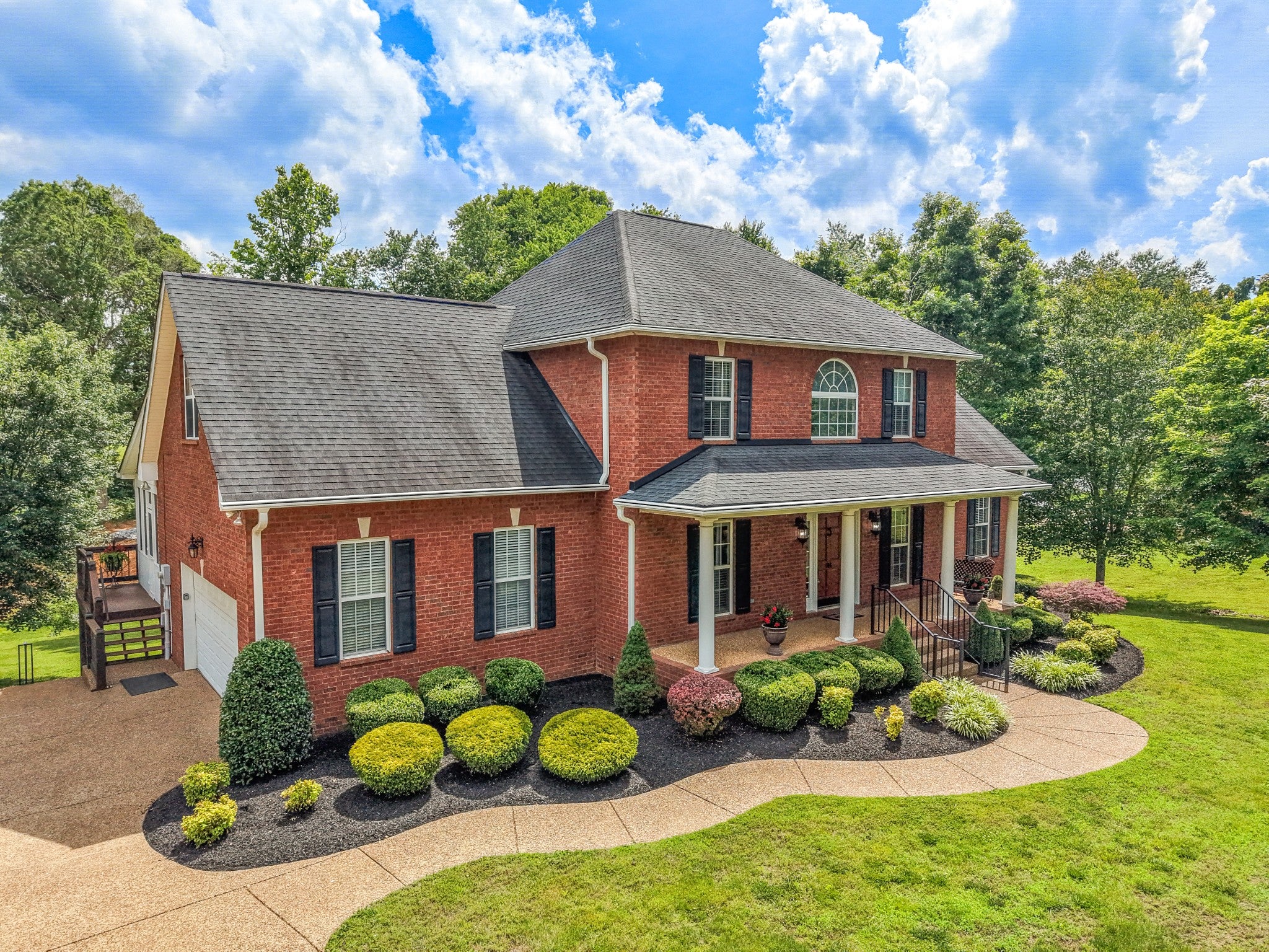 106 Meadowood Loop — photo