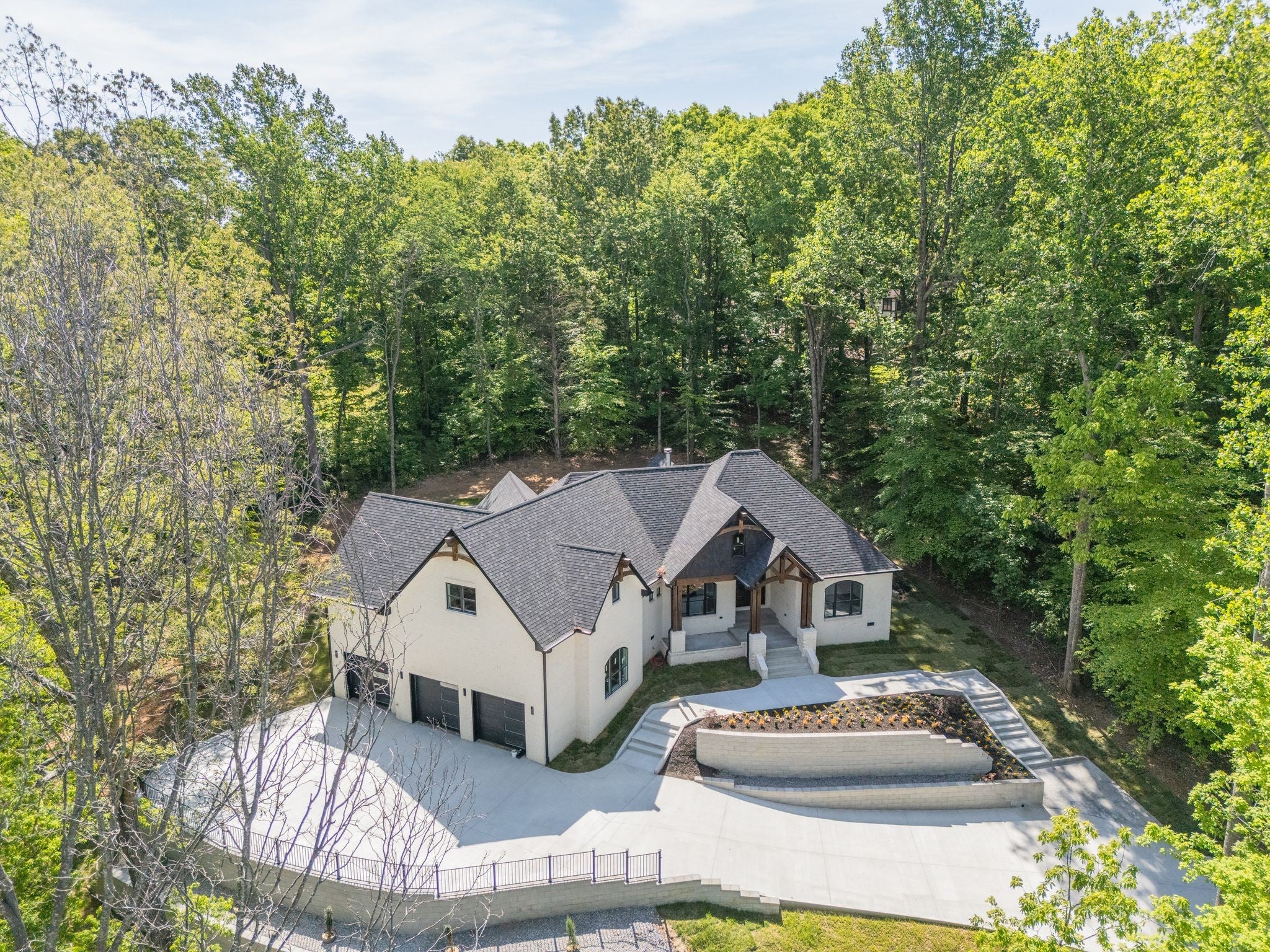 126 Dogwood Ct — photo