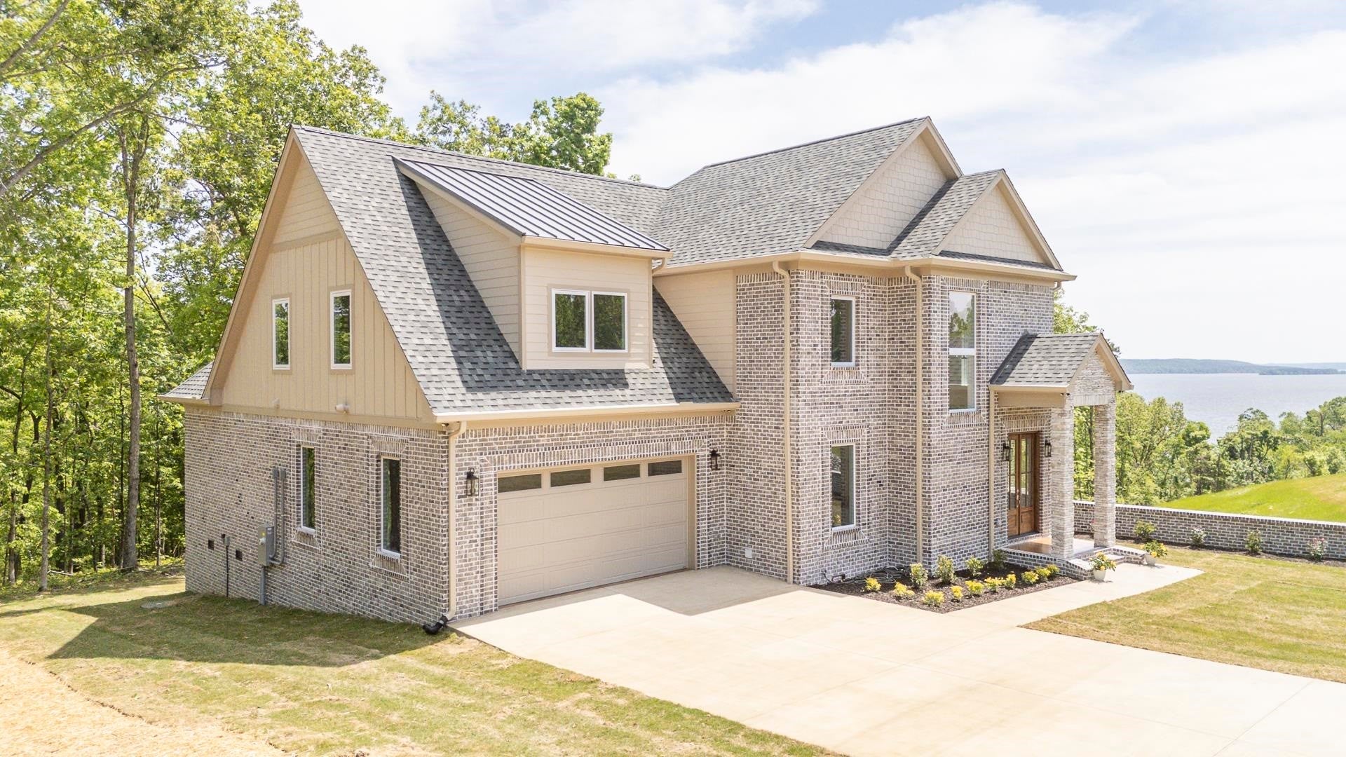 205 Pioneer Trl — photo