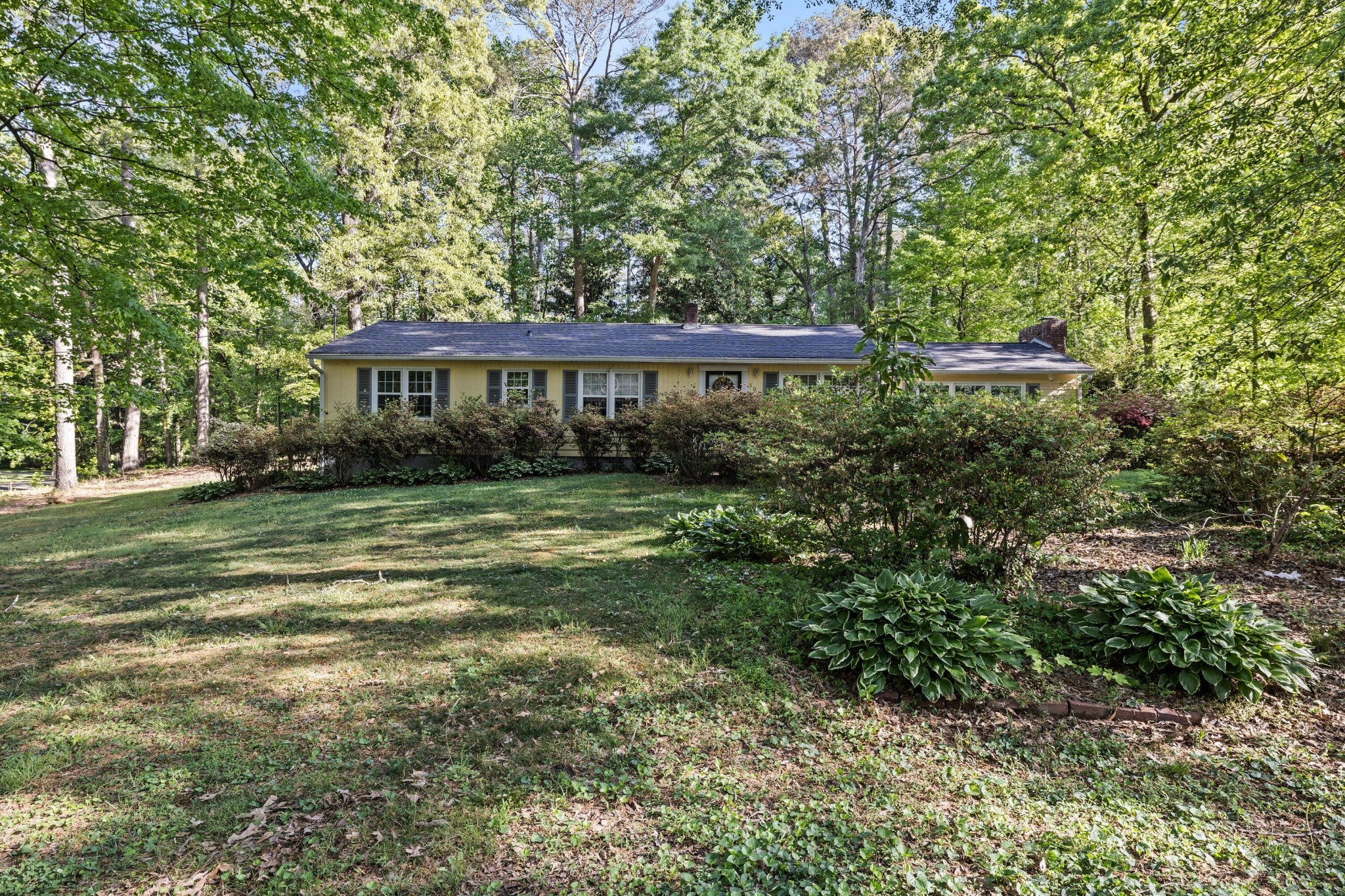 301 Woodland Drive — photo
