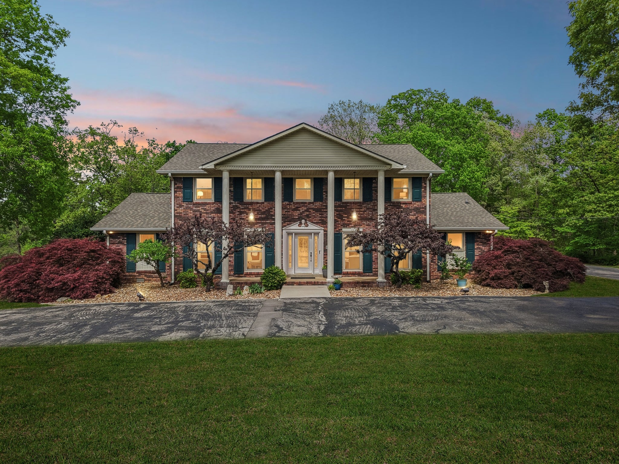 203 Dogwood Circle — photo