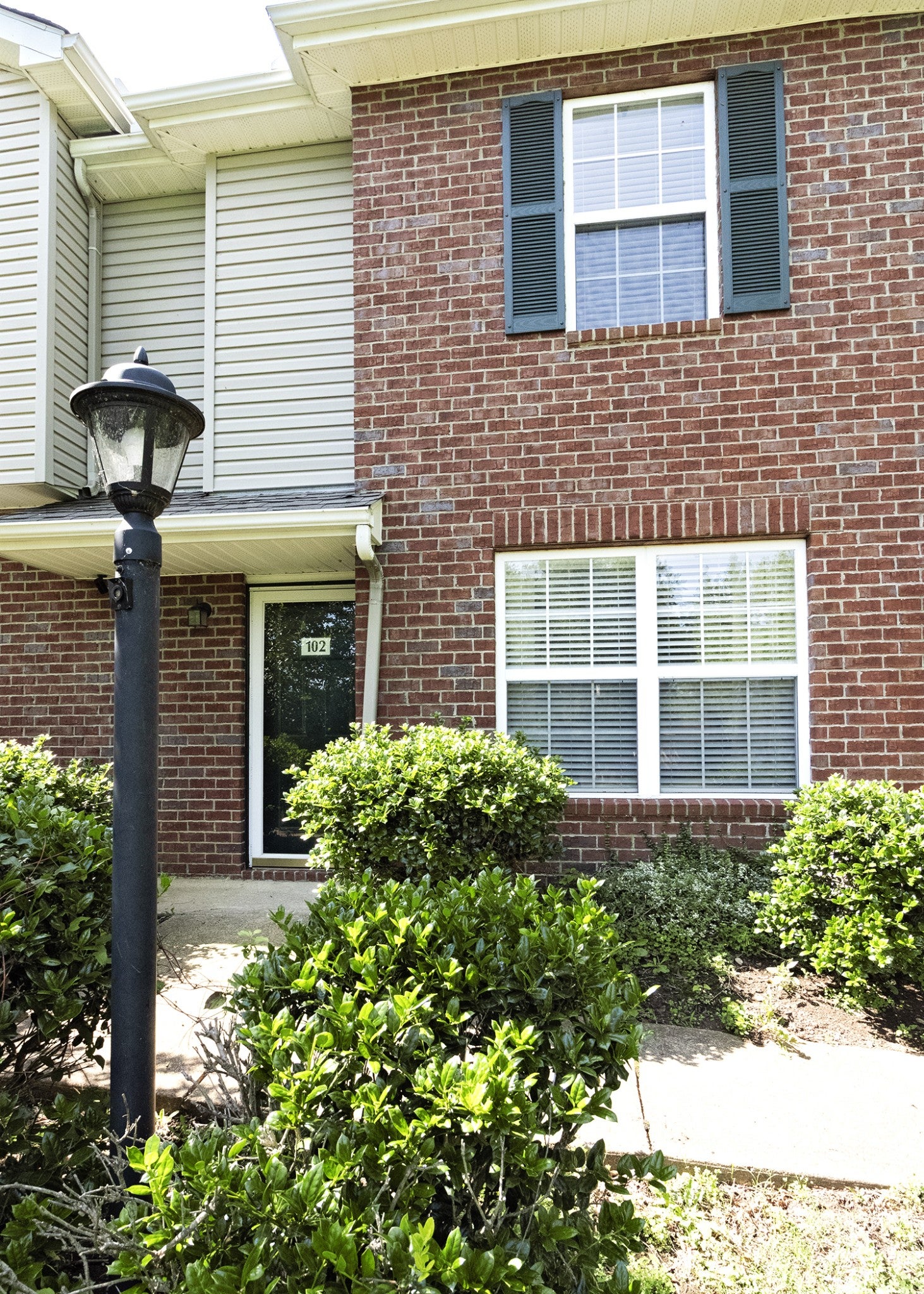 102 Waterview Dr — photo