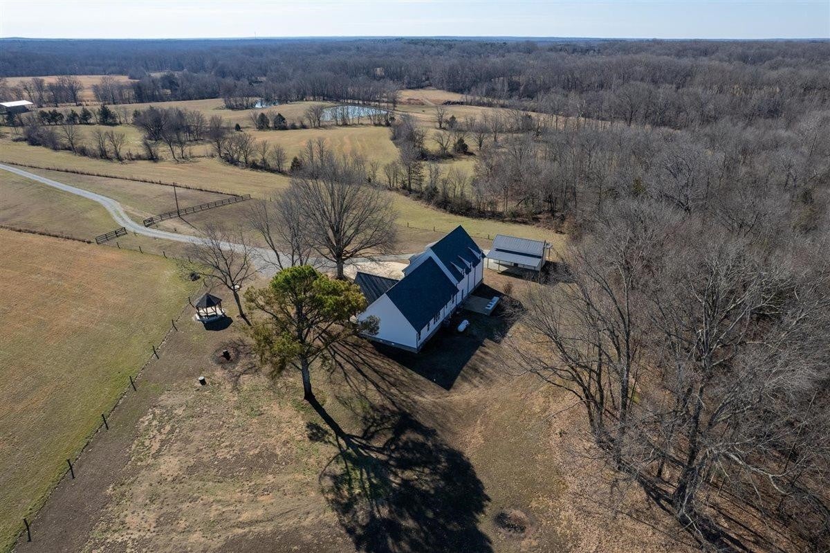 620 Diffee Rd — photo