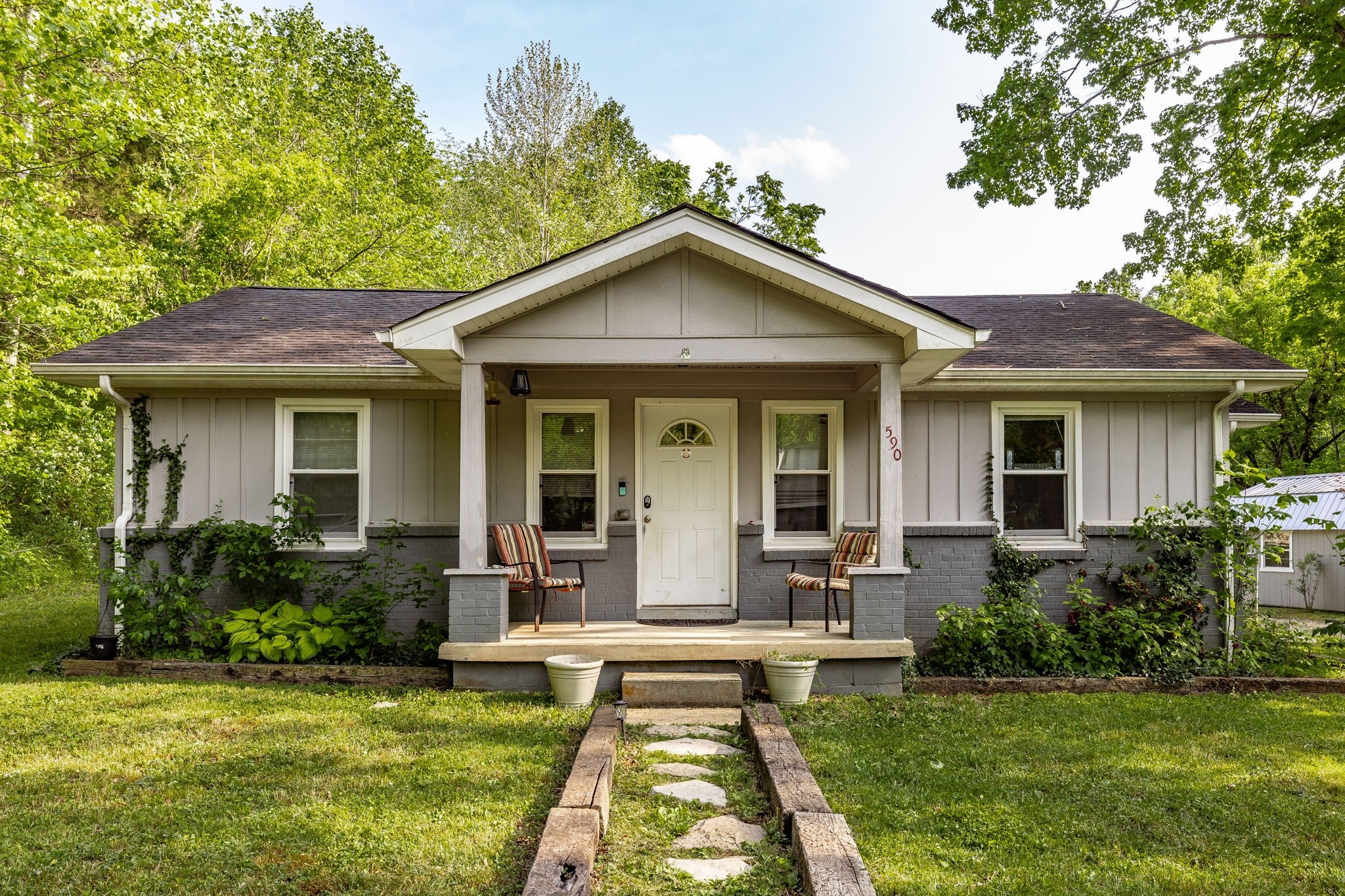 590 Leath Chapel Rd — photo