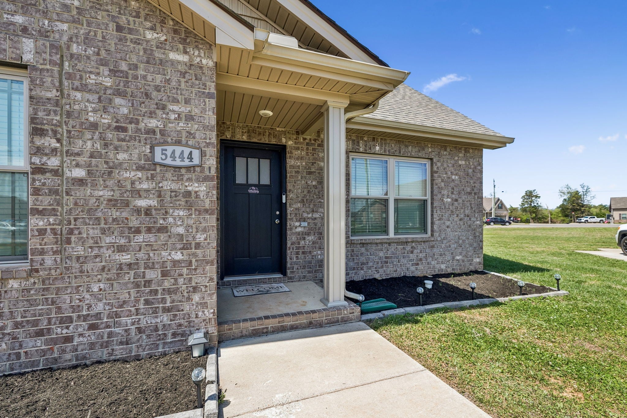 5444 Marisack Ct — photo
