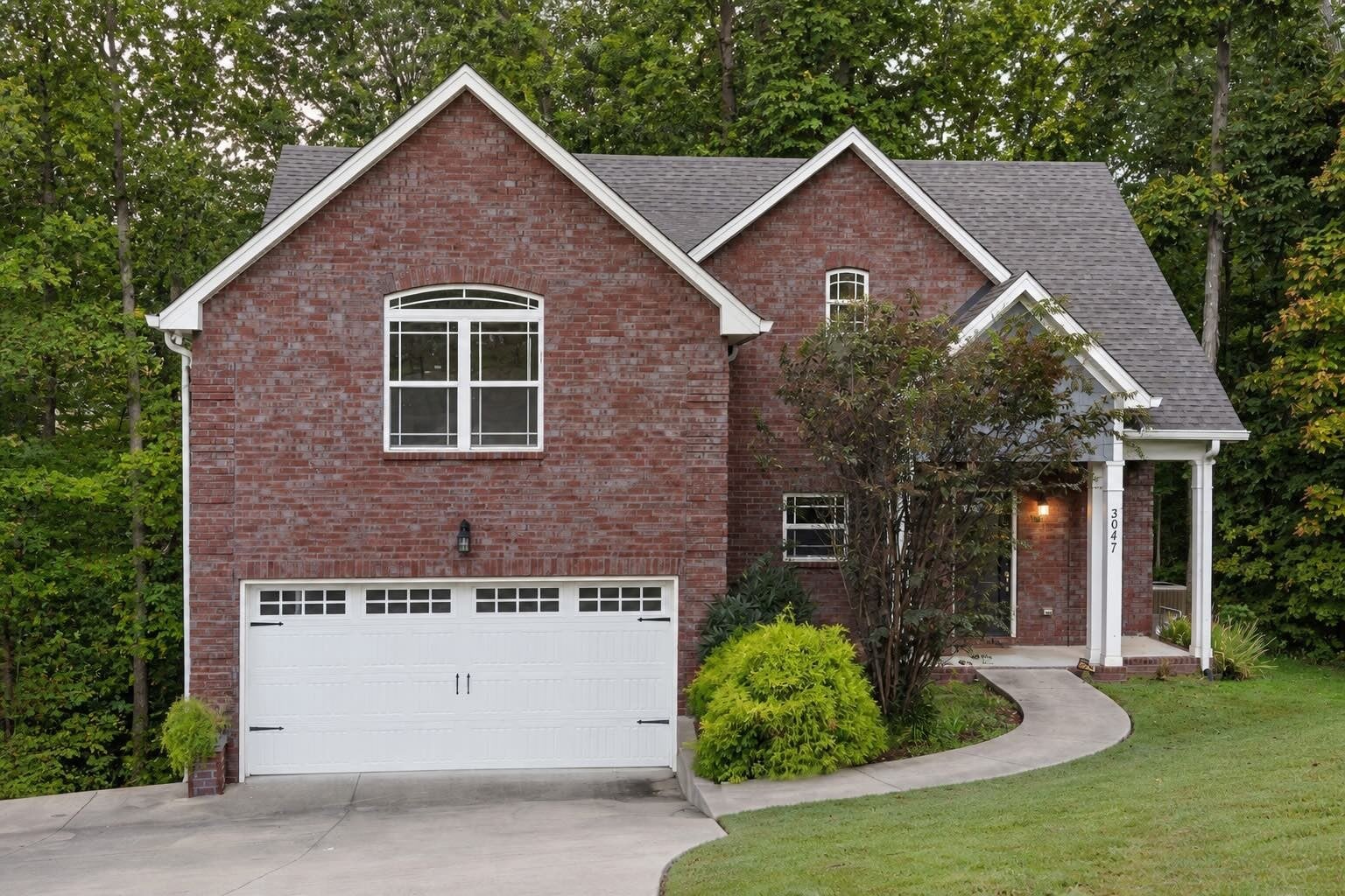 3047 Gracie Ann Dr — photo
