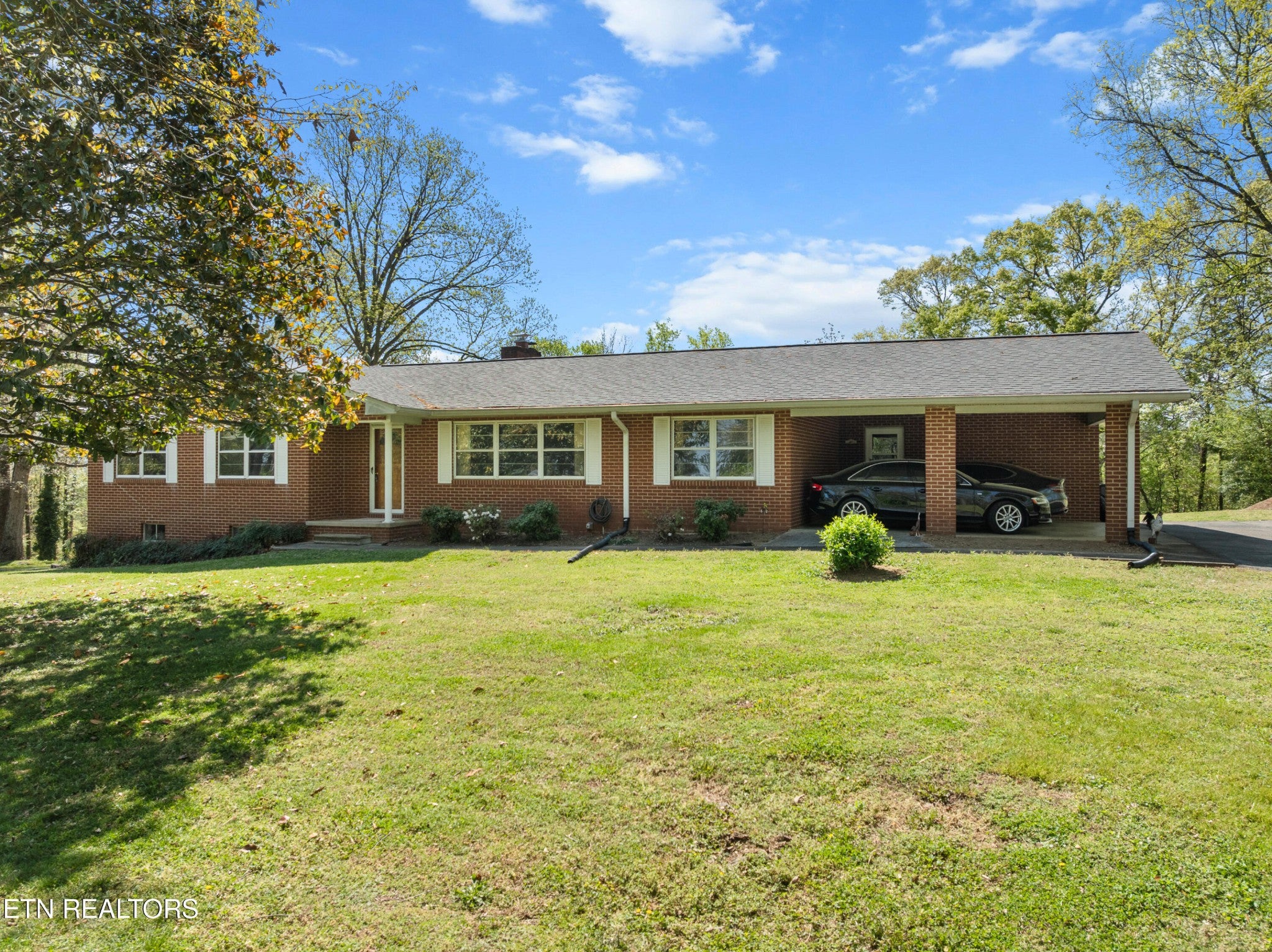 148 Green Hill Drive — photo