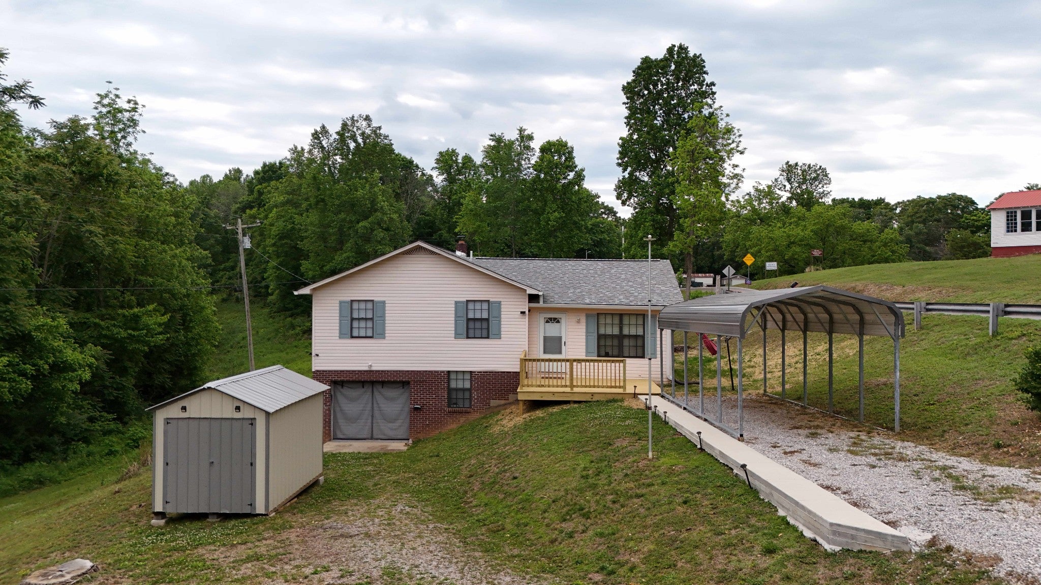 1825 Free Hill Rd — photo
