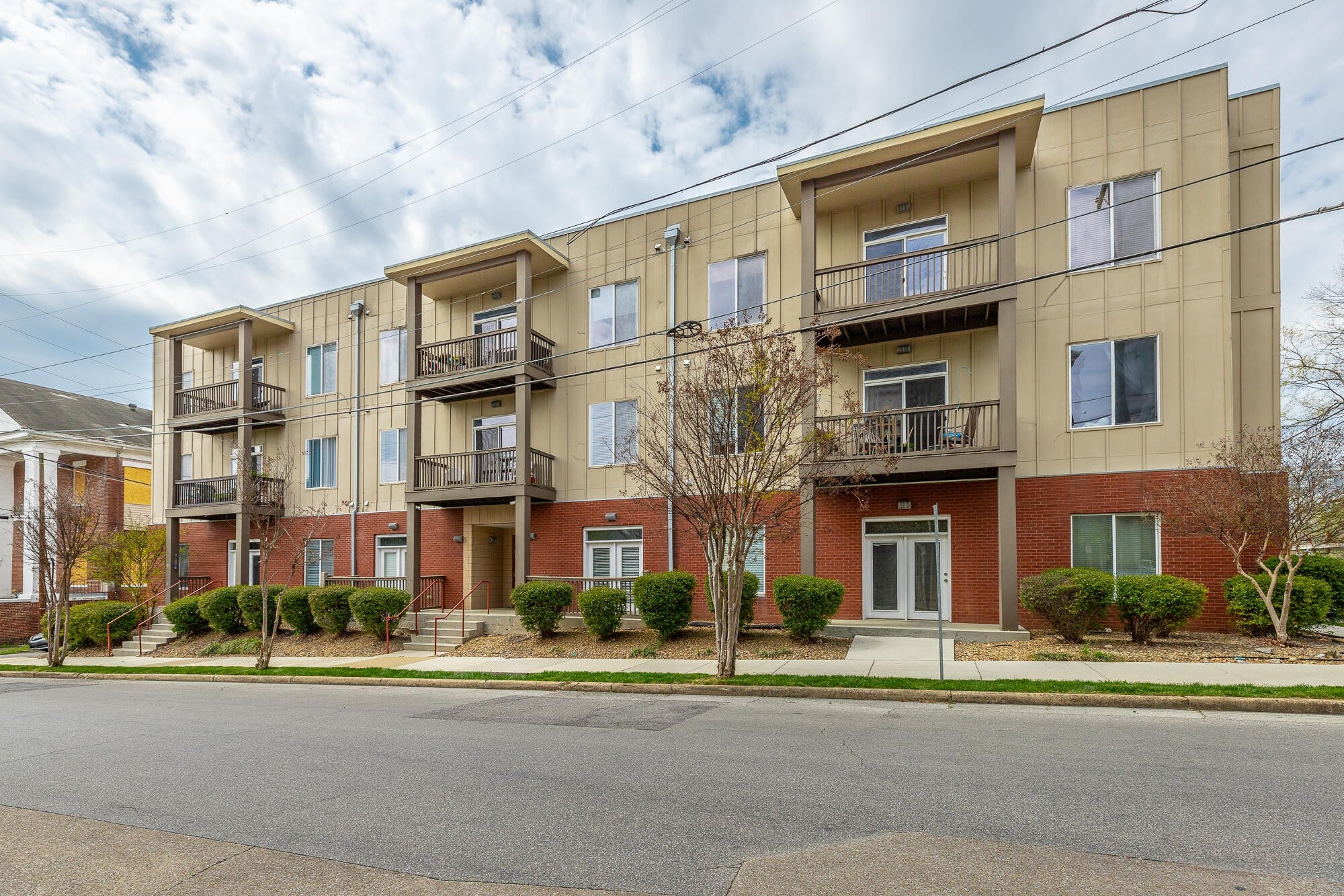 863 Flynn Street Apt 204 — photo