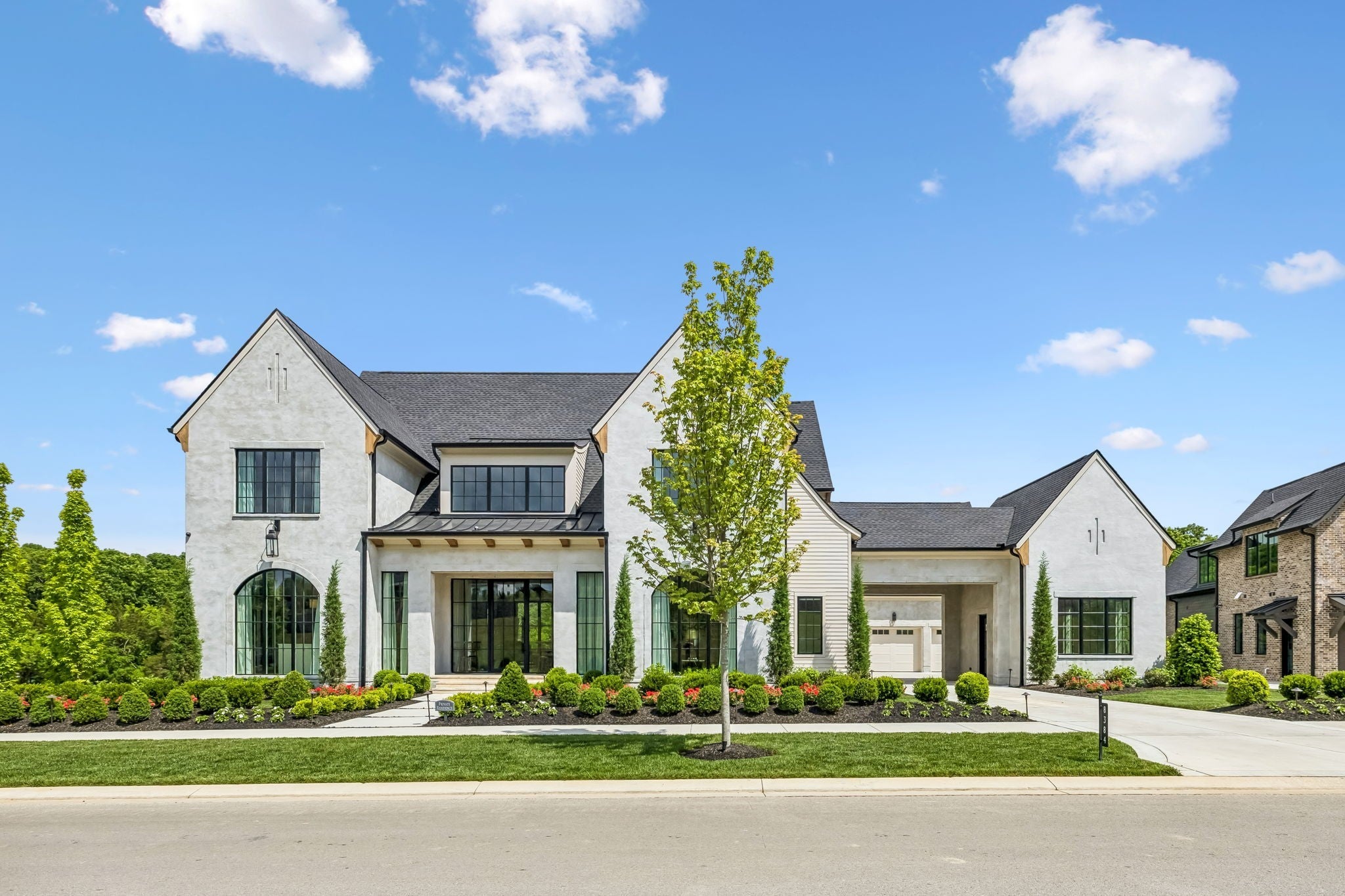 8384 Solstice Dr — photo