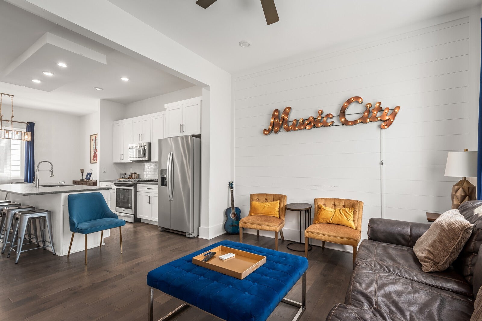 819 Vibe Pl — photo