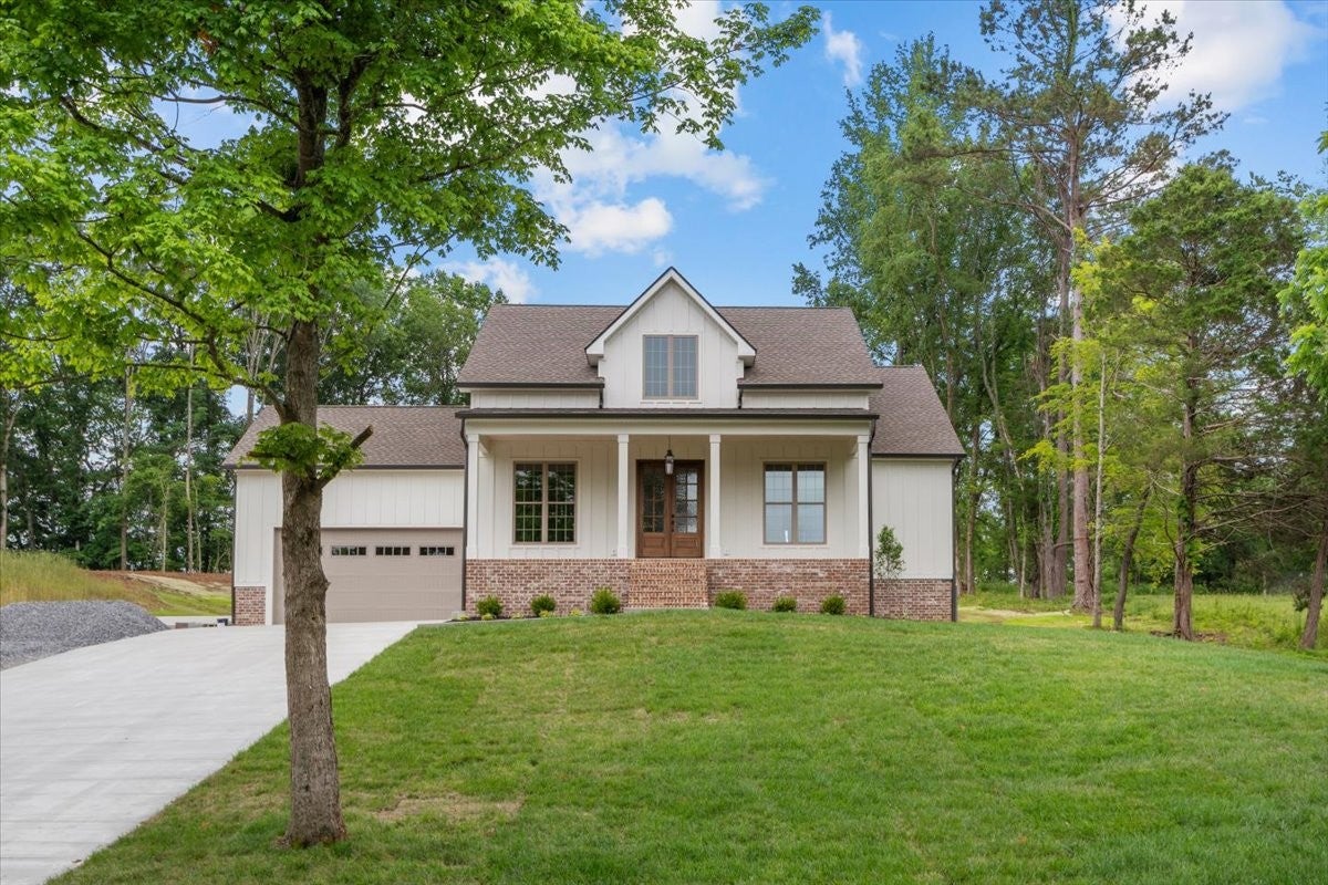 171 Roby Dr — photo