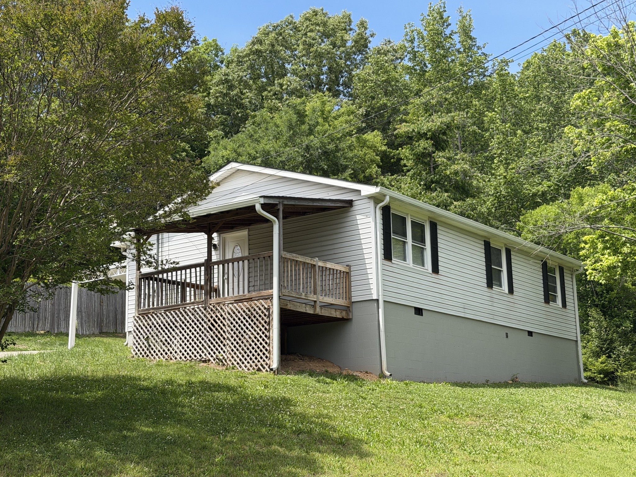 103 Annette Dr — photo