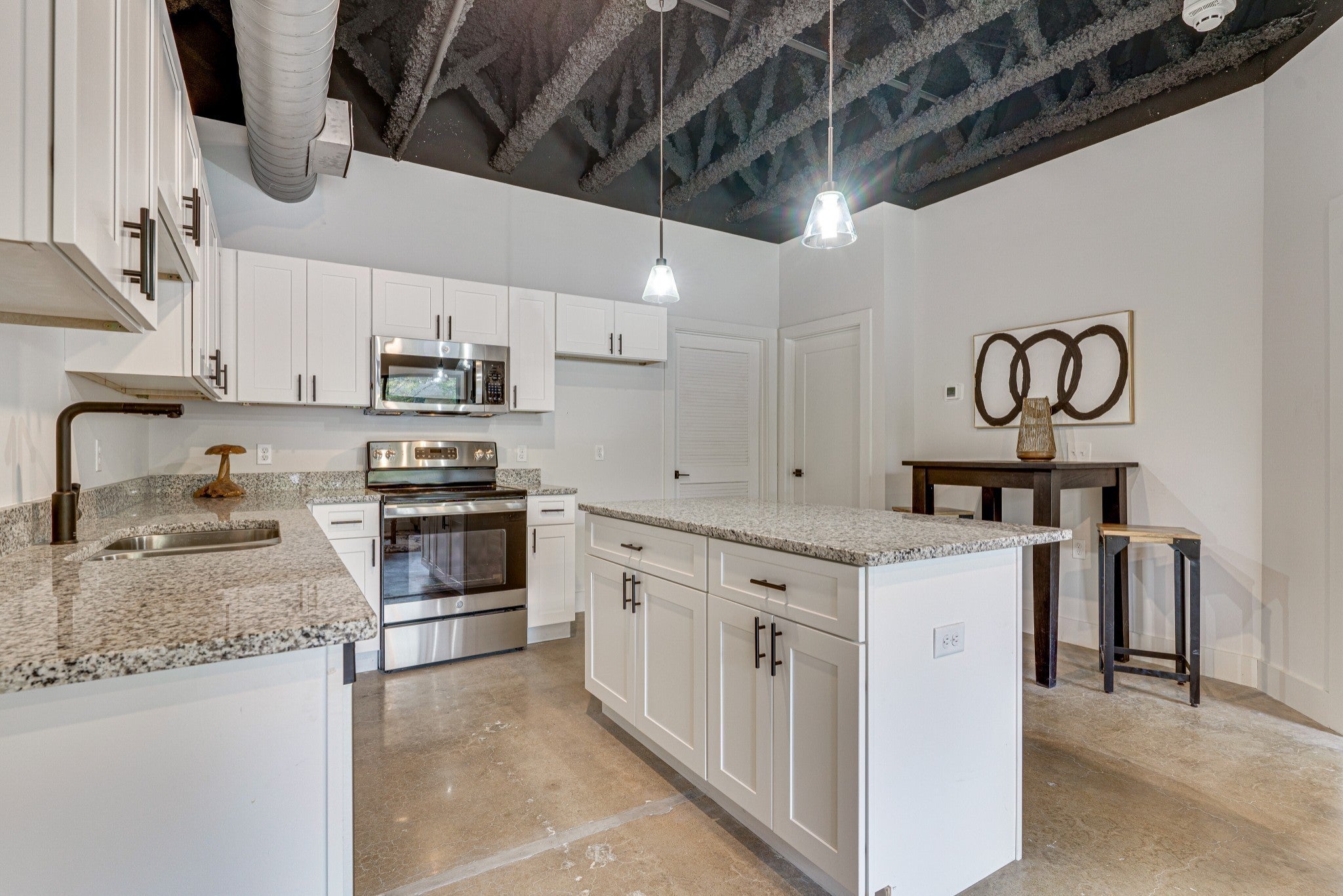 295 Plus Park Blvd 113 — photo