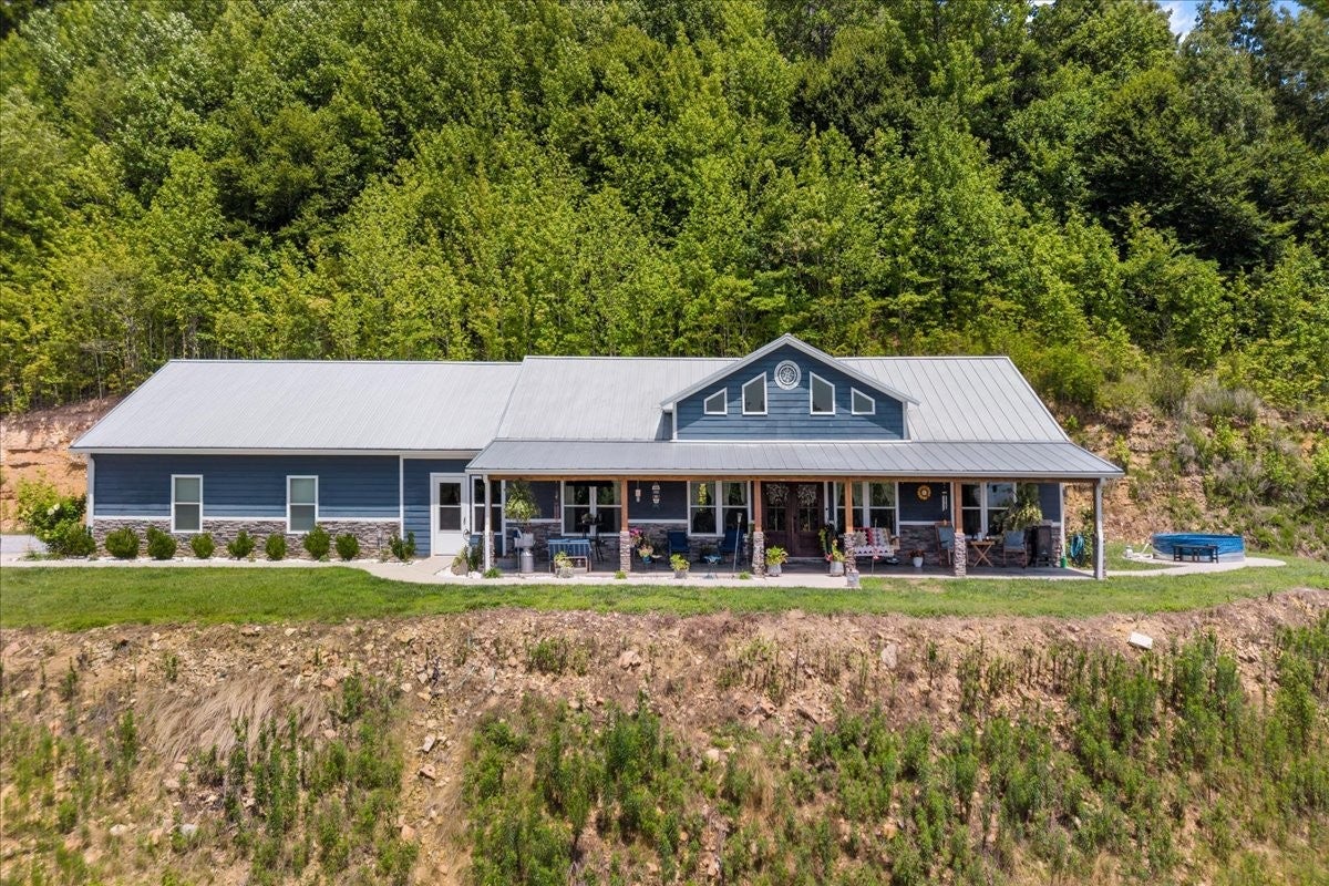 1016 Pointe of View Ln — photo