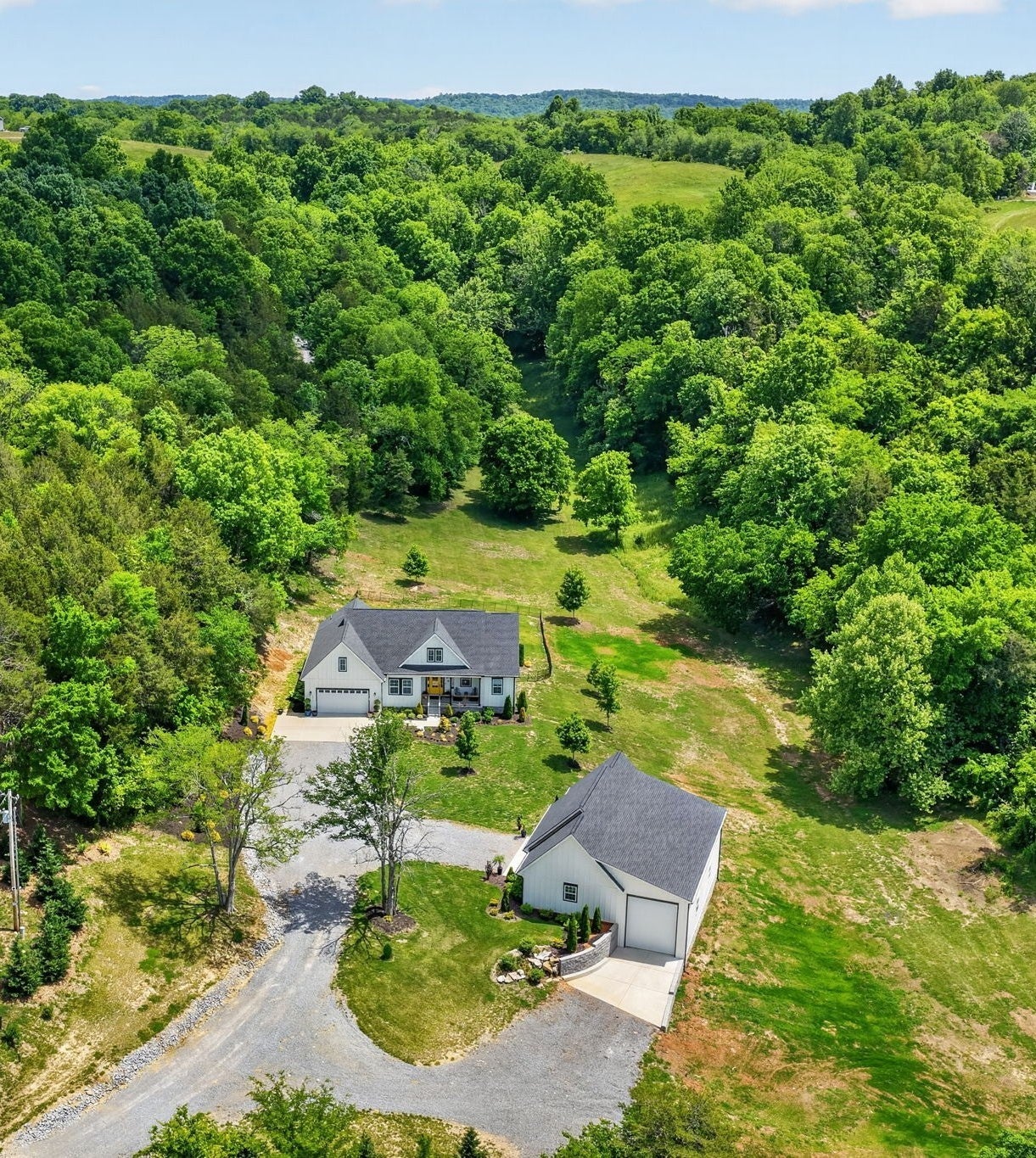 16111 Manchester Pike — photo