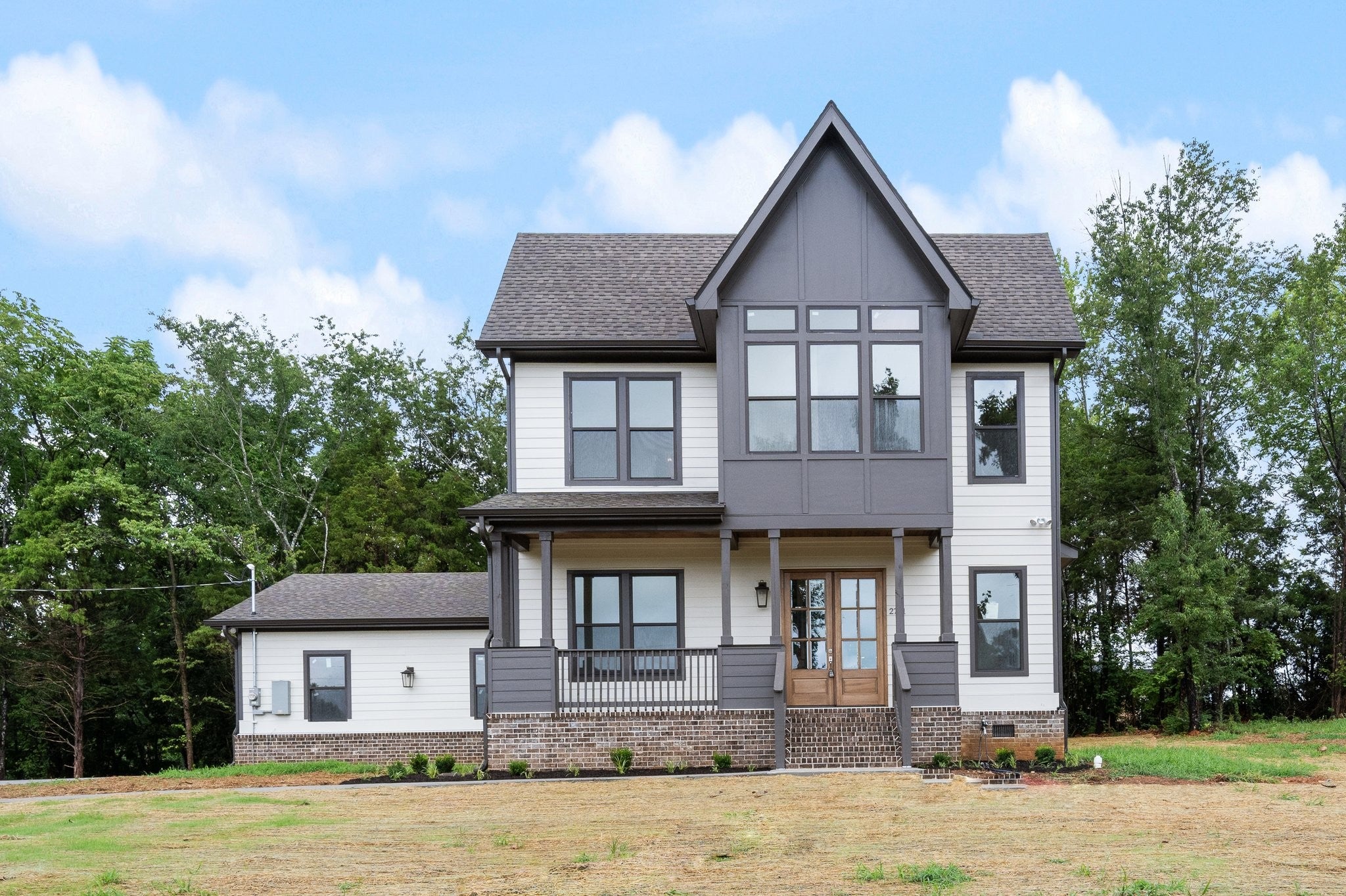 2731 Cave Springs Rd — photo