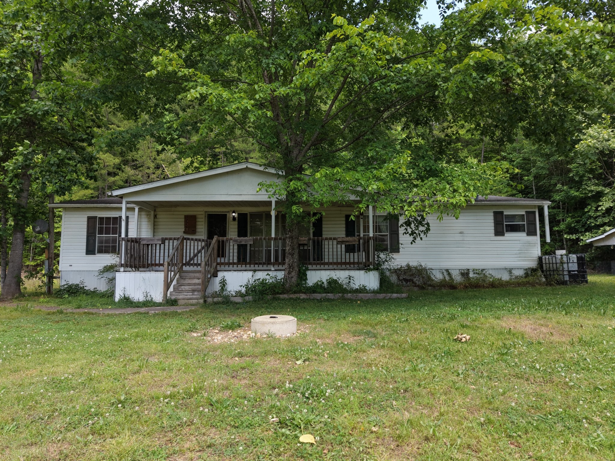 1720 Bear Creek Rd — photo