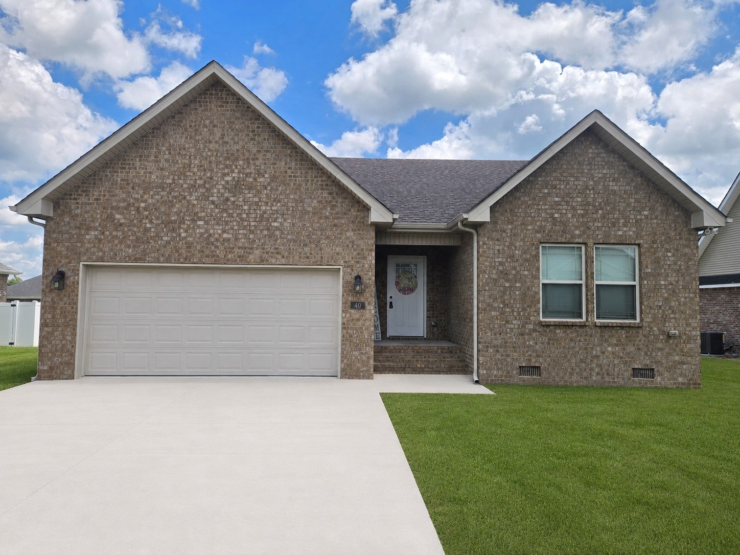 40 Daffodil Dr — photo