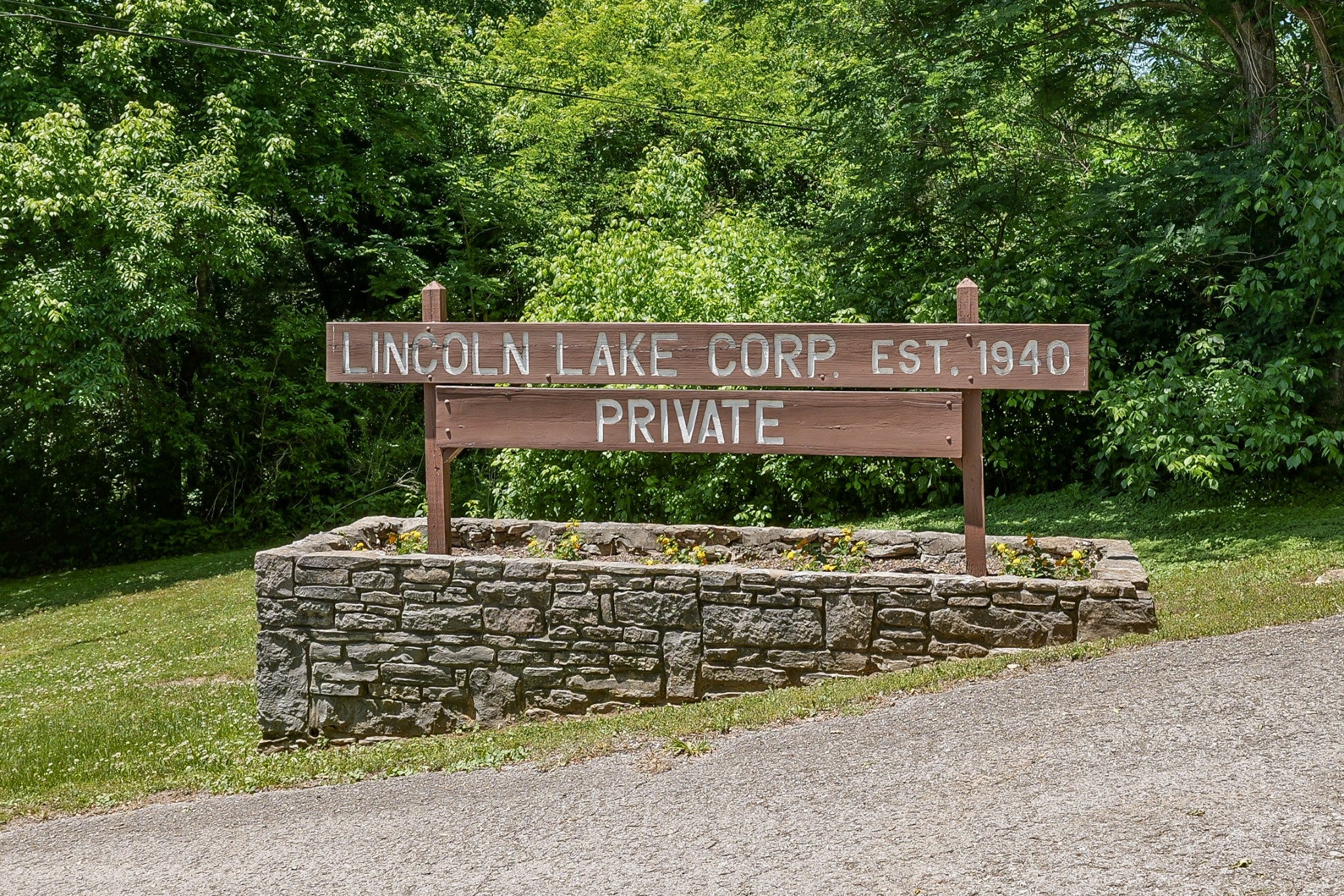 21 Lincoln Lake Rd — photo